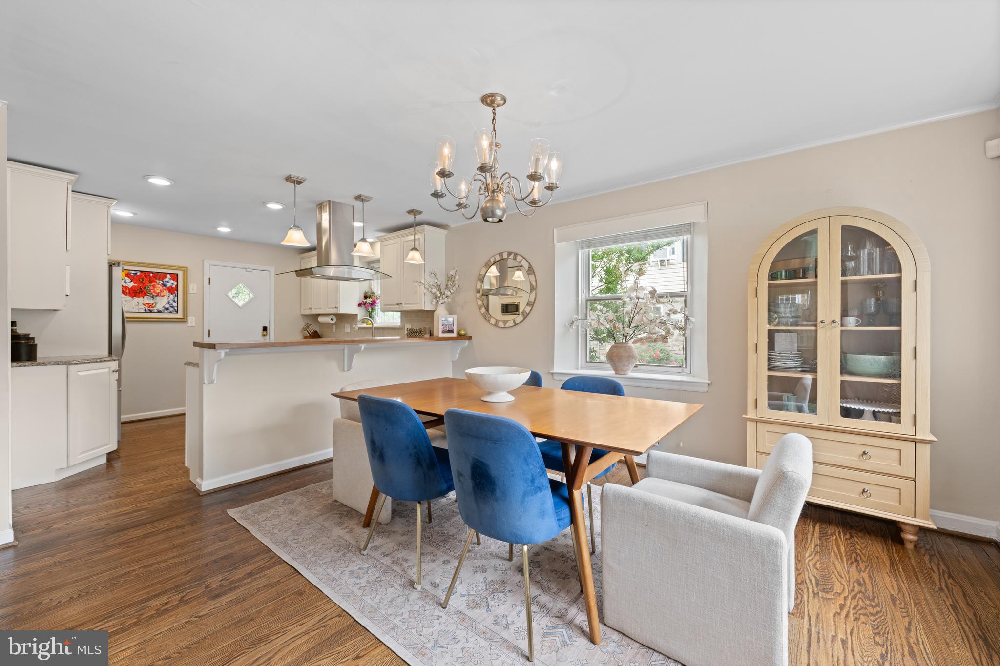 OLD OAKS - Residential