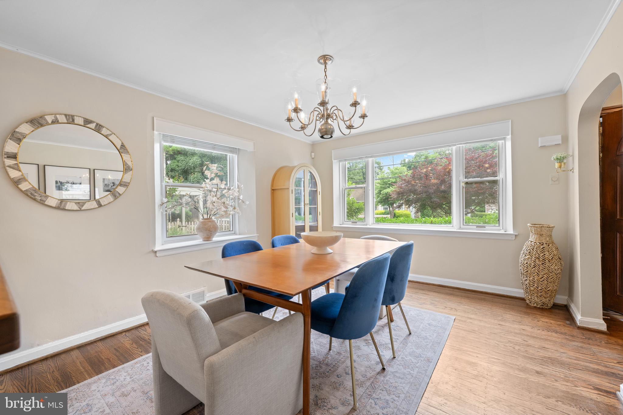 OLD OAKS - Residential