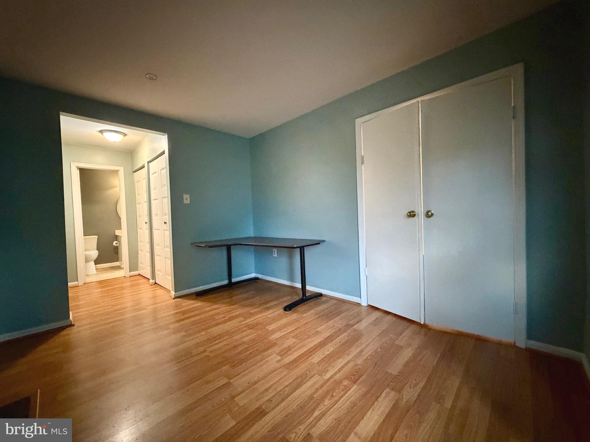 STONINGTON CONDOMINIUMS - Residential