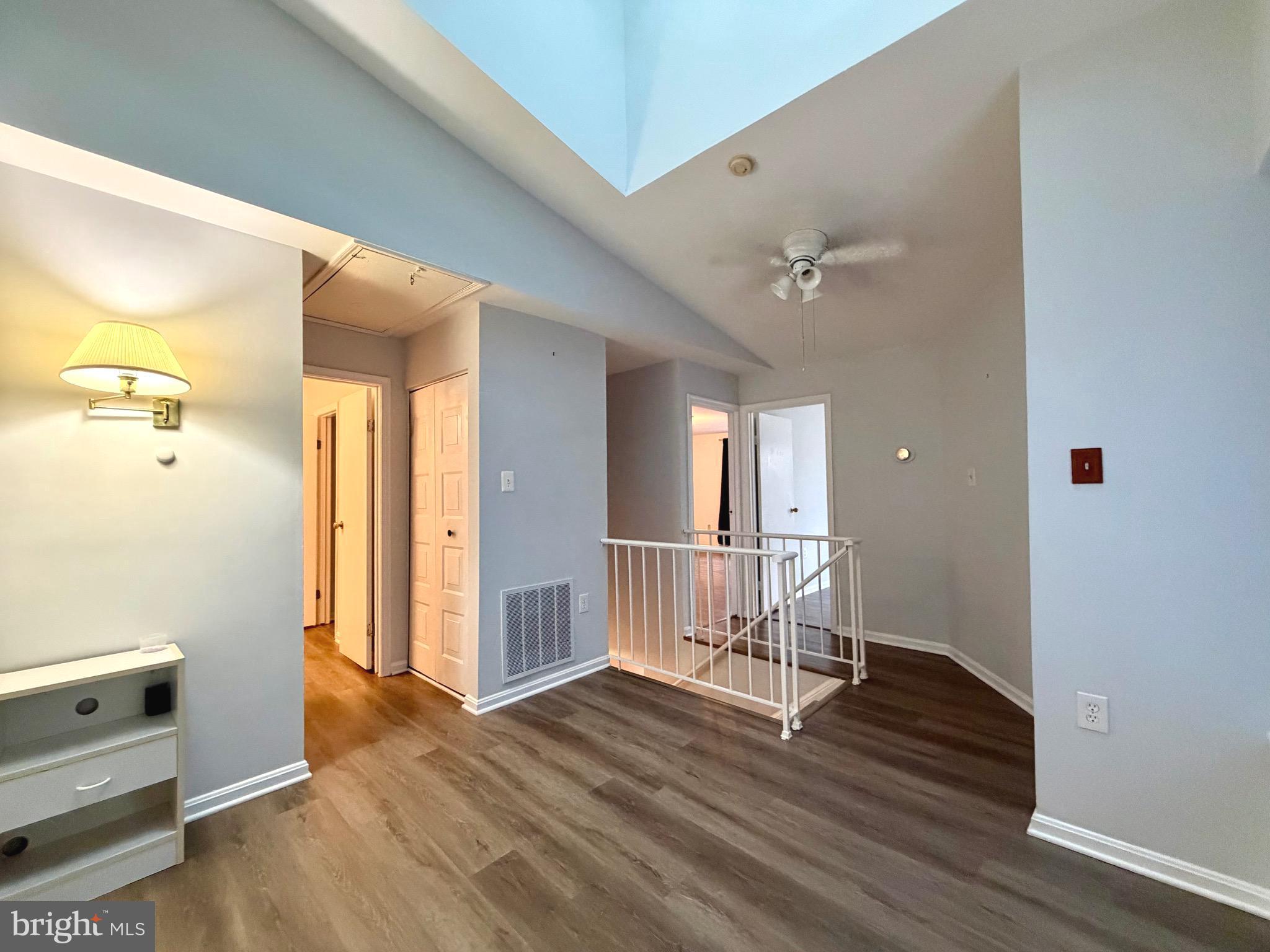 STONINGTON CONDOMINIUMS - Residential