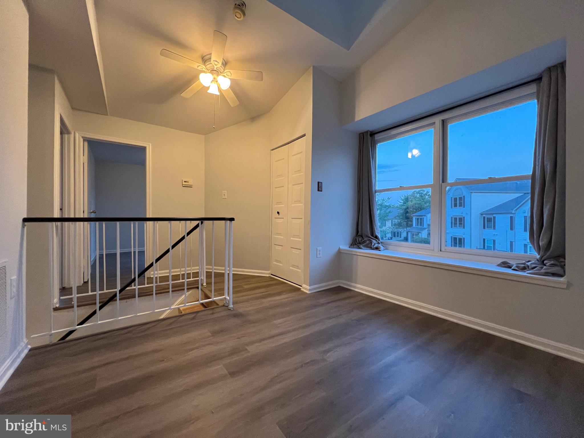 STONINGTON CONDOMINIUMS - Residential