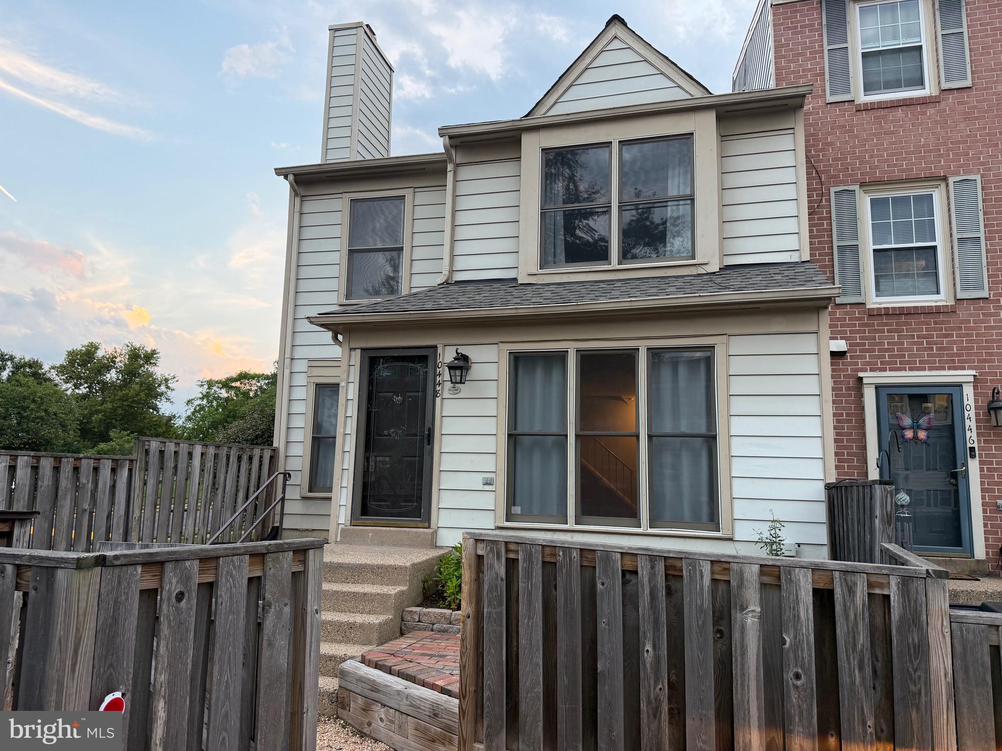 STONINGTON CONDOMINIUMS - Residential