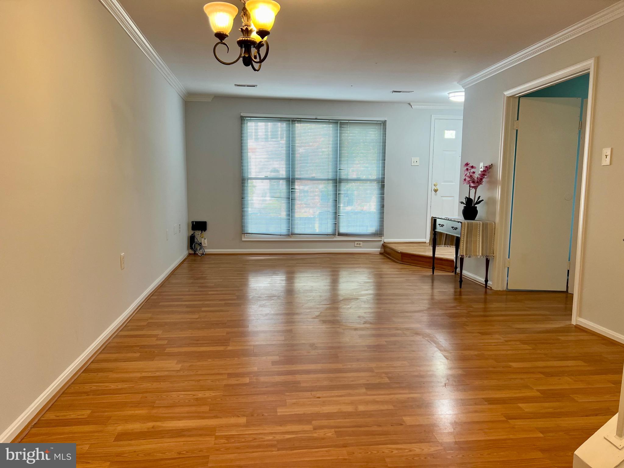 STONINGTON CONDOMINIUMS - Residential