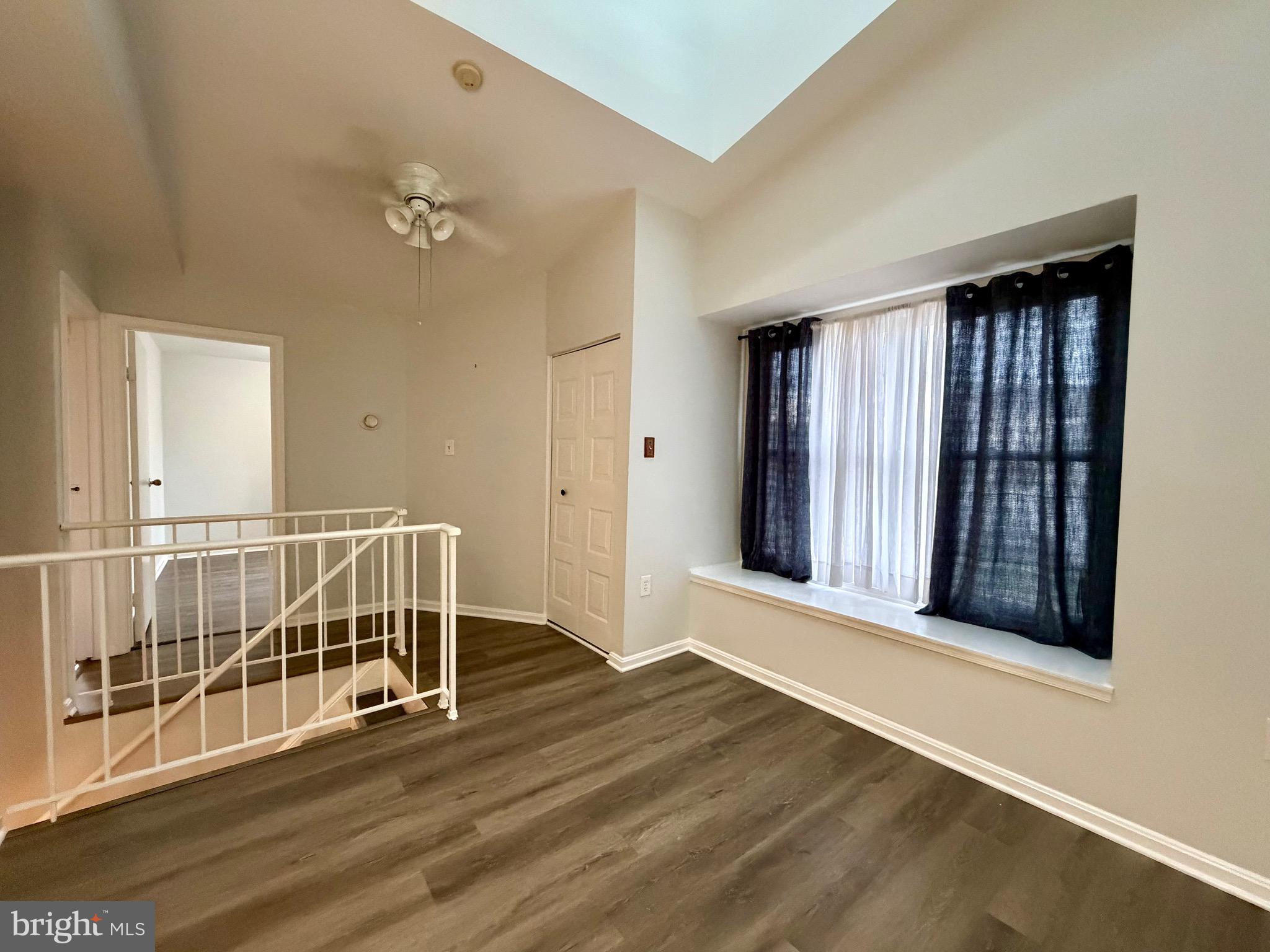 STONINGTON CONDOMINIUMS - Residential