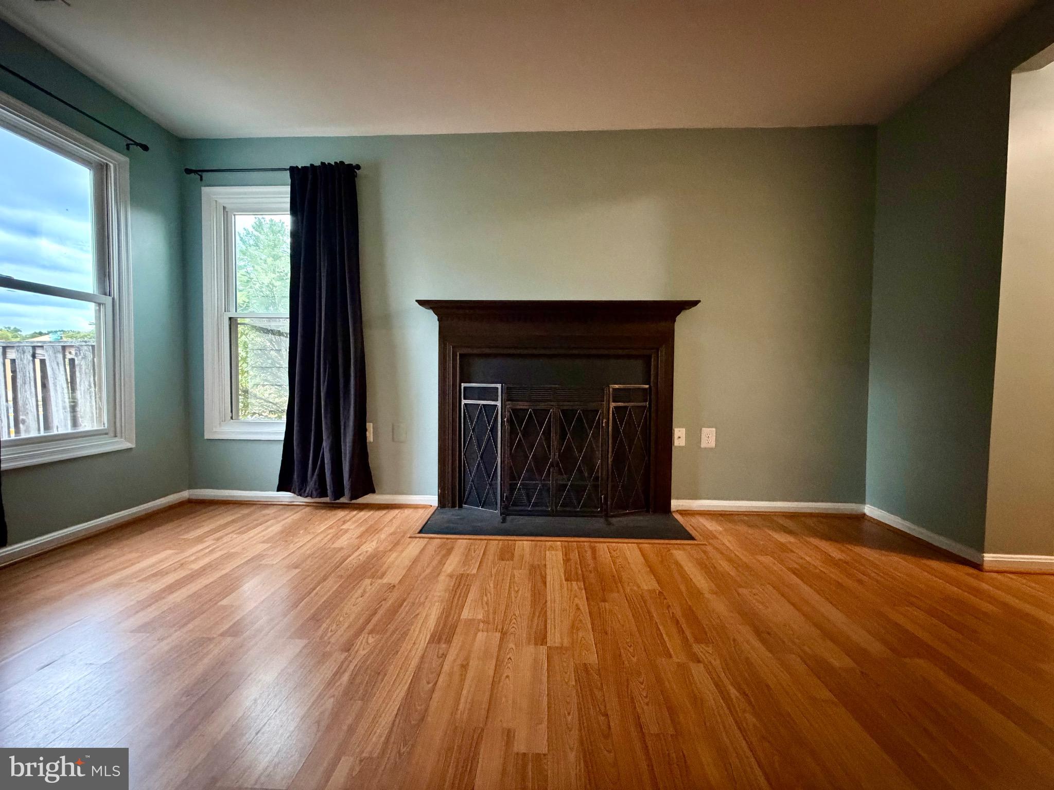 STONINGTON CONDOMINIUMS - Residential