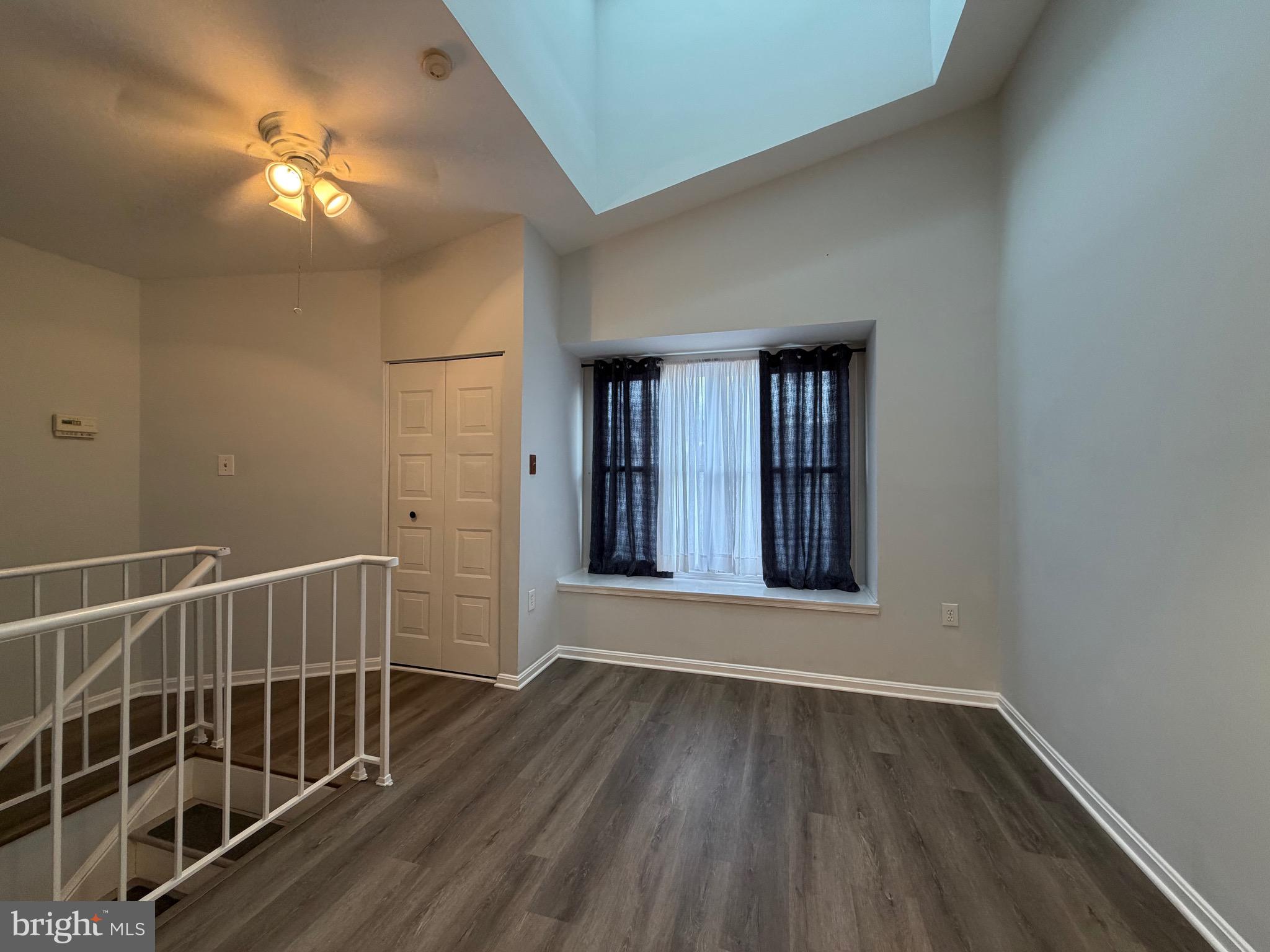 STONINGTON CONDOMINIUMS - Residential