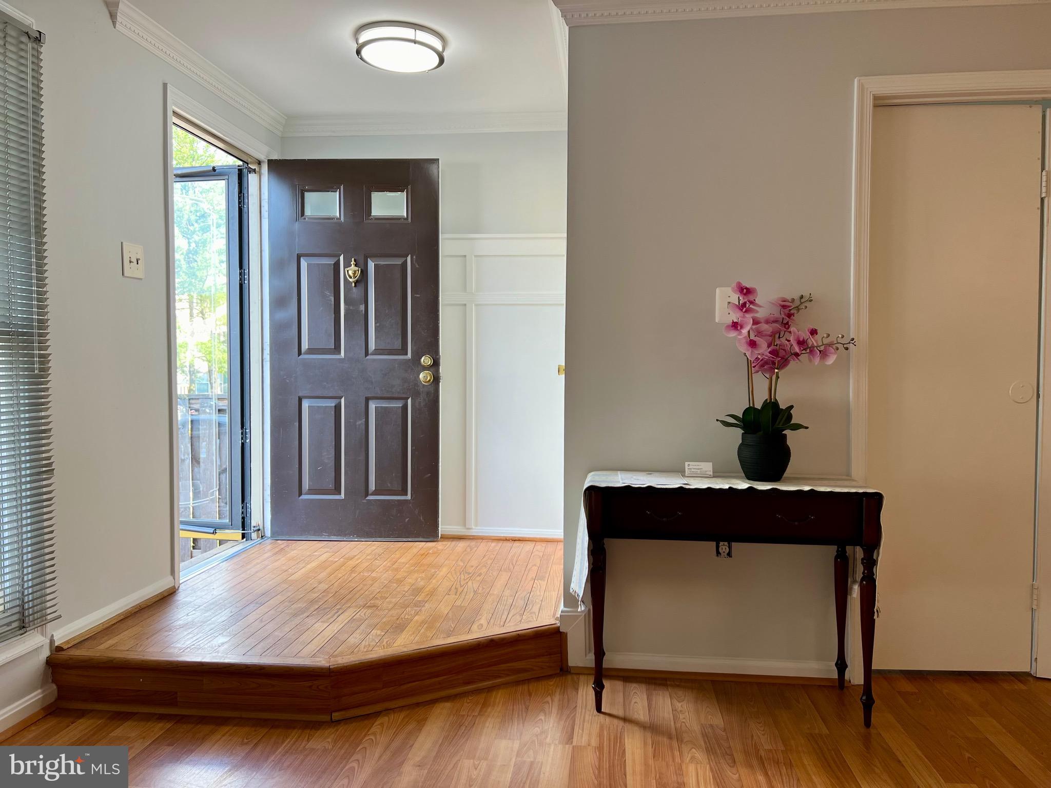 STONINGTON CONDOMINIUMS - Residential