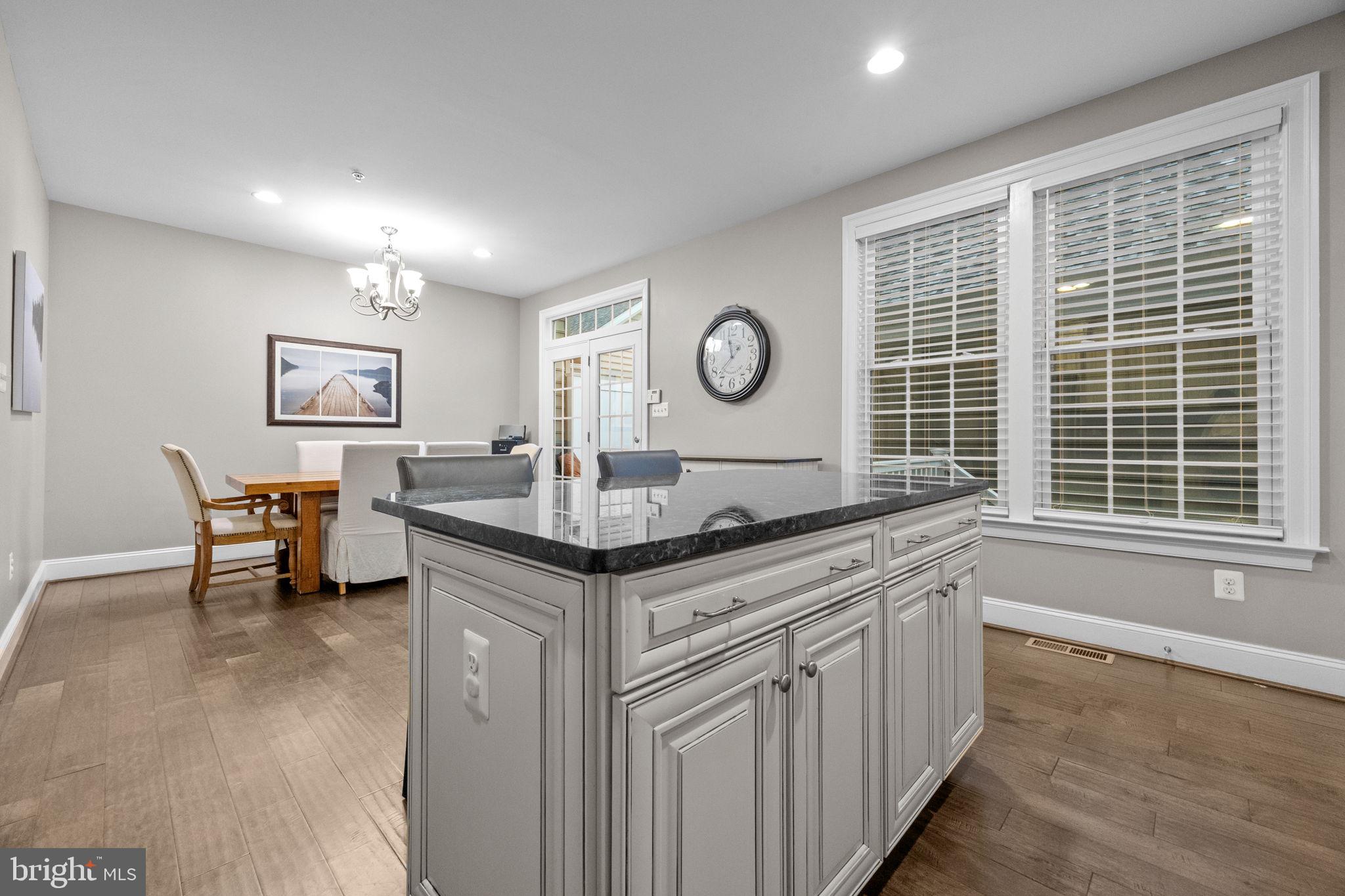CARRIAGE HILL - Residential