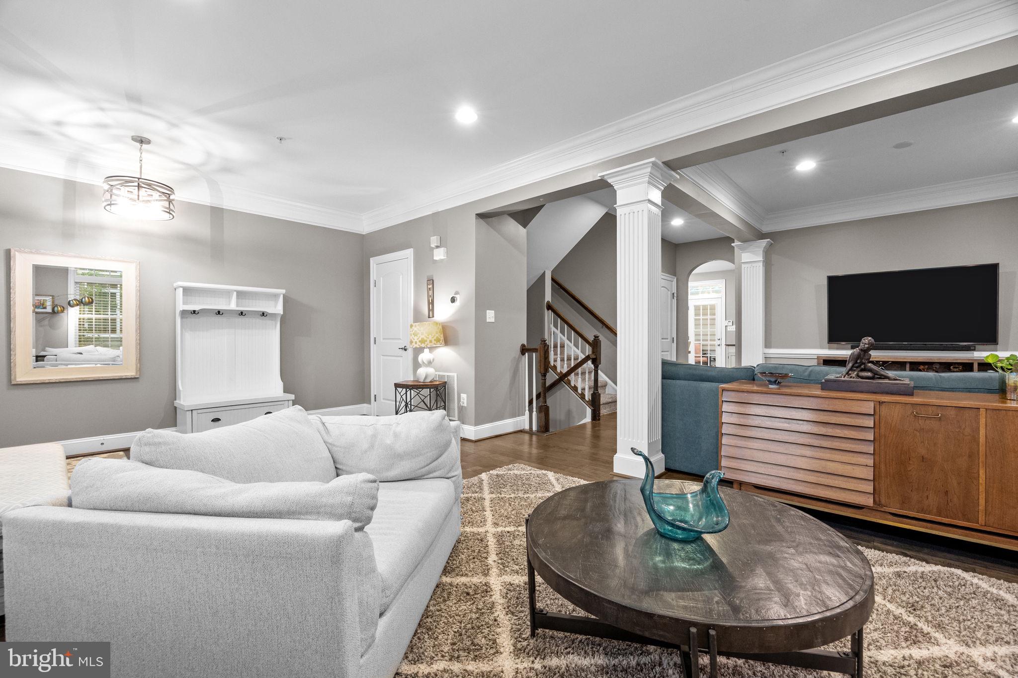 CARRIAGE HILL - Residential