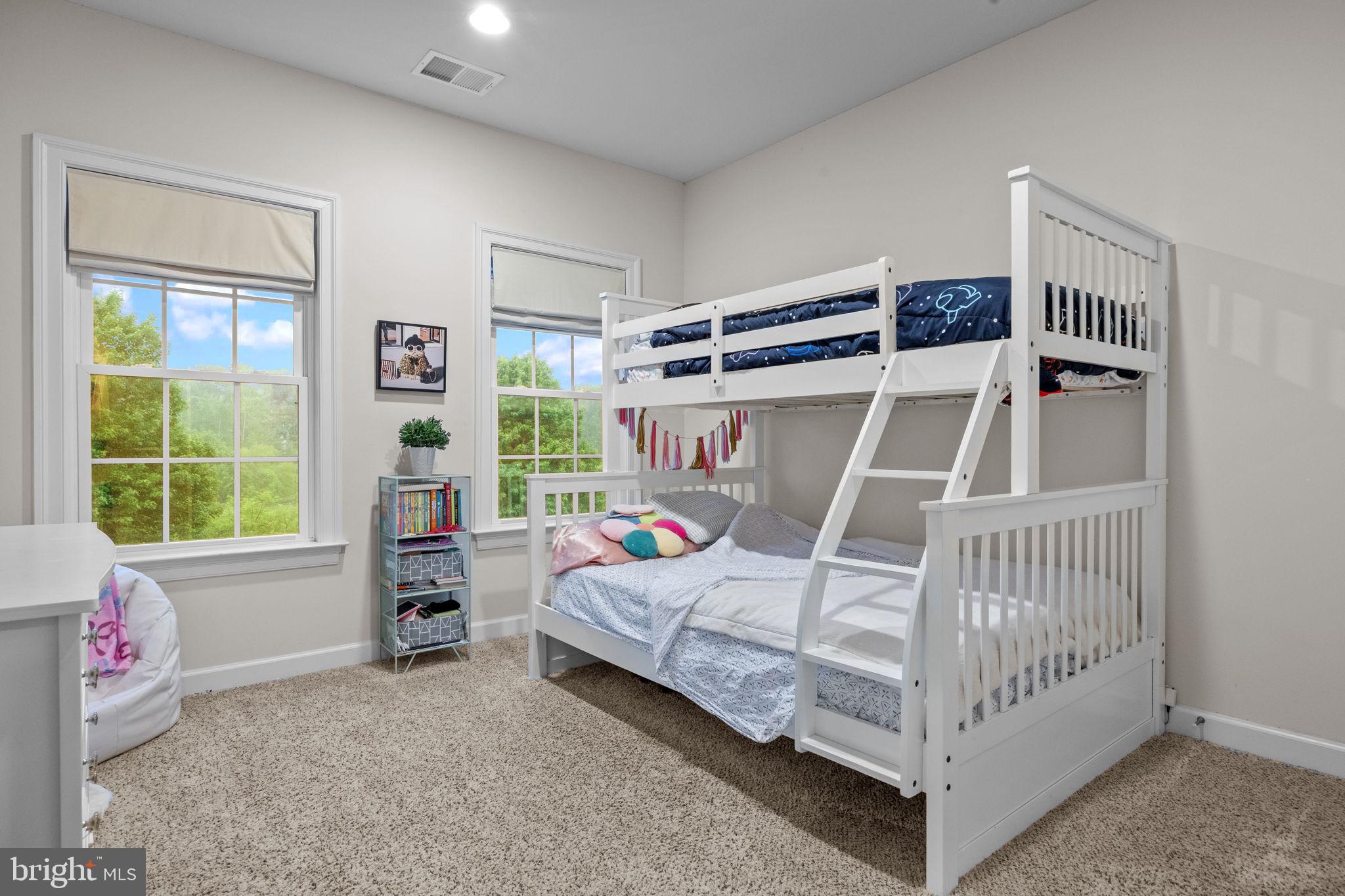 CARRIAGE HILL - Residential