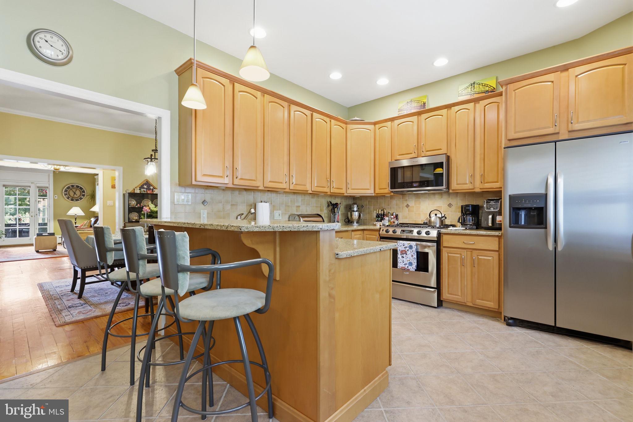 CHESTNUT HILL - Residential