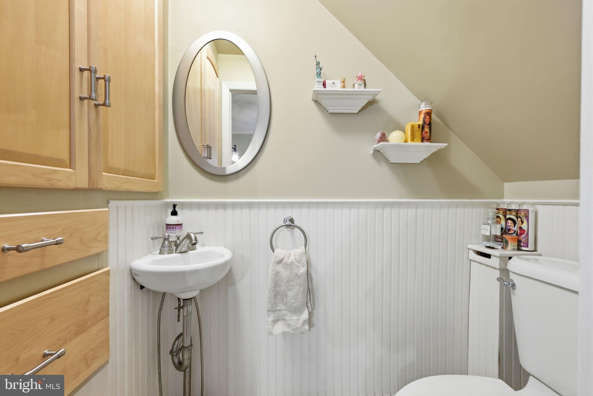 CHESTNUT HILL - Residential