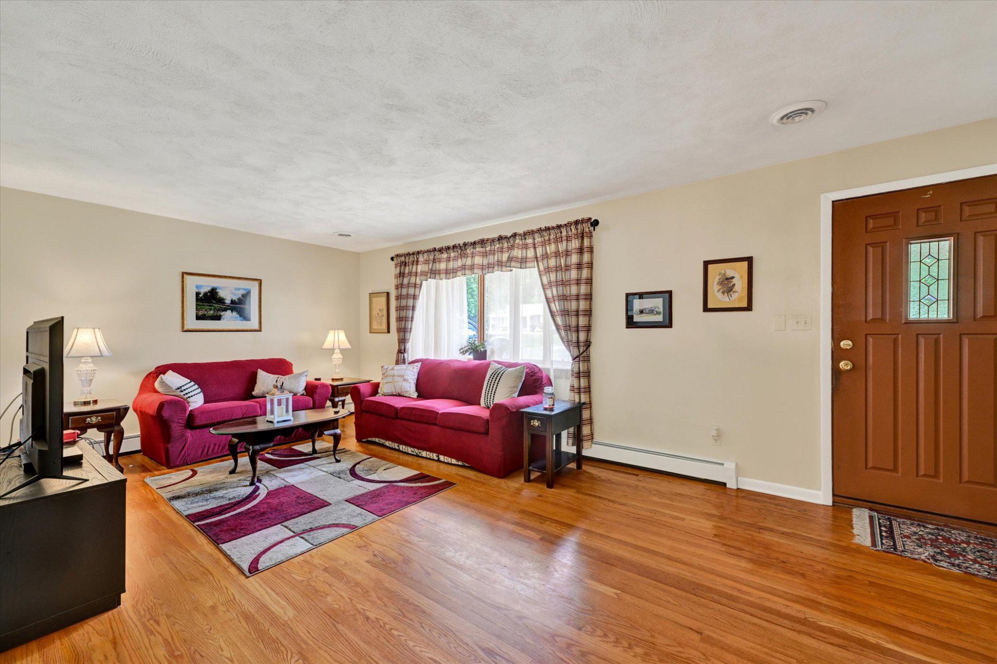 VILLAGE CARRS MILL - Residential