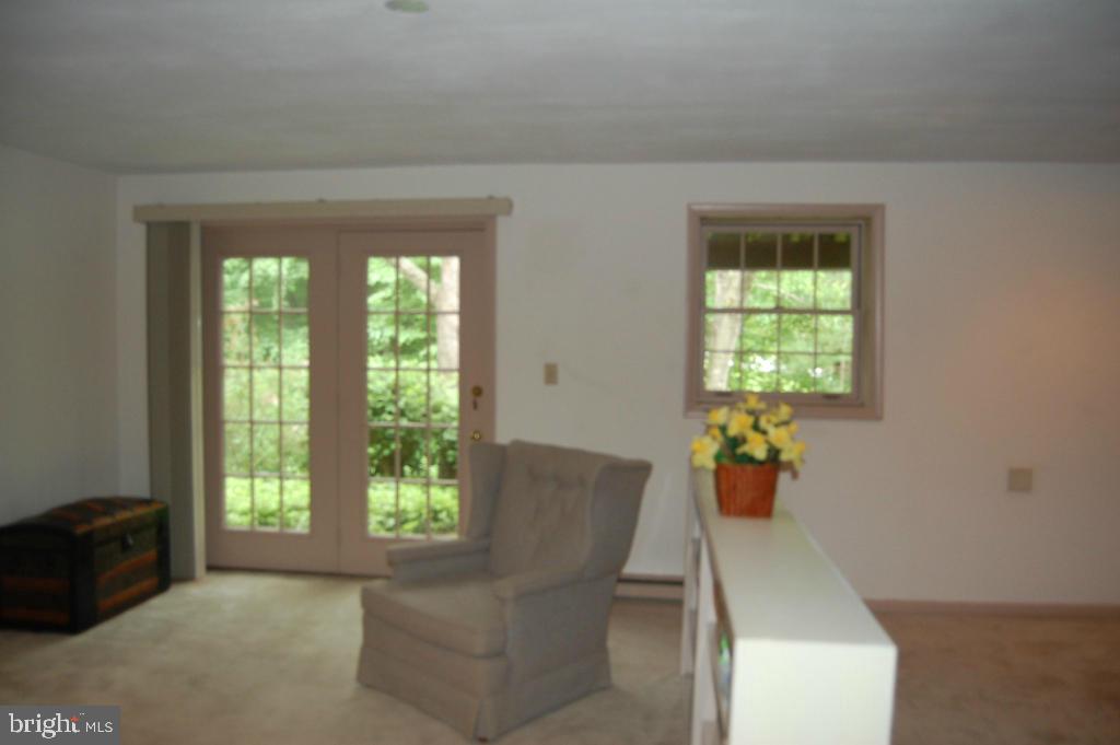 HILLTOP FARMS - Residential