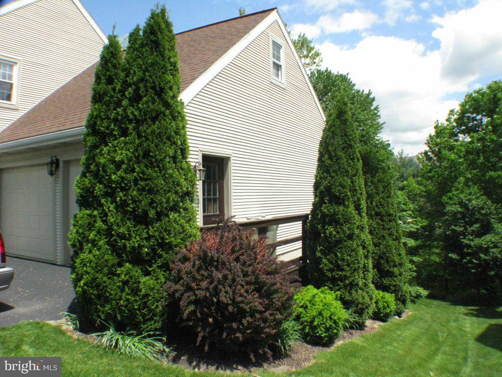HILLTOP FARMS - Residential