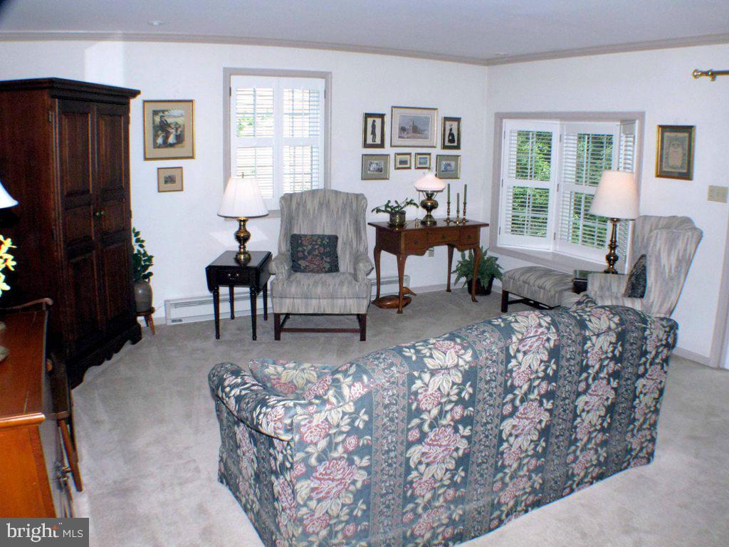 HILLTOP FARMS - Residential