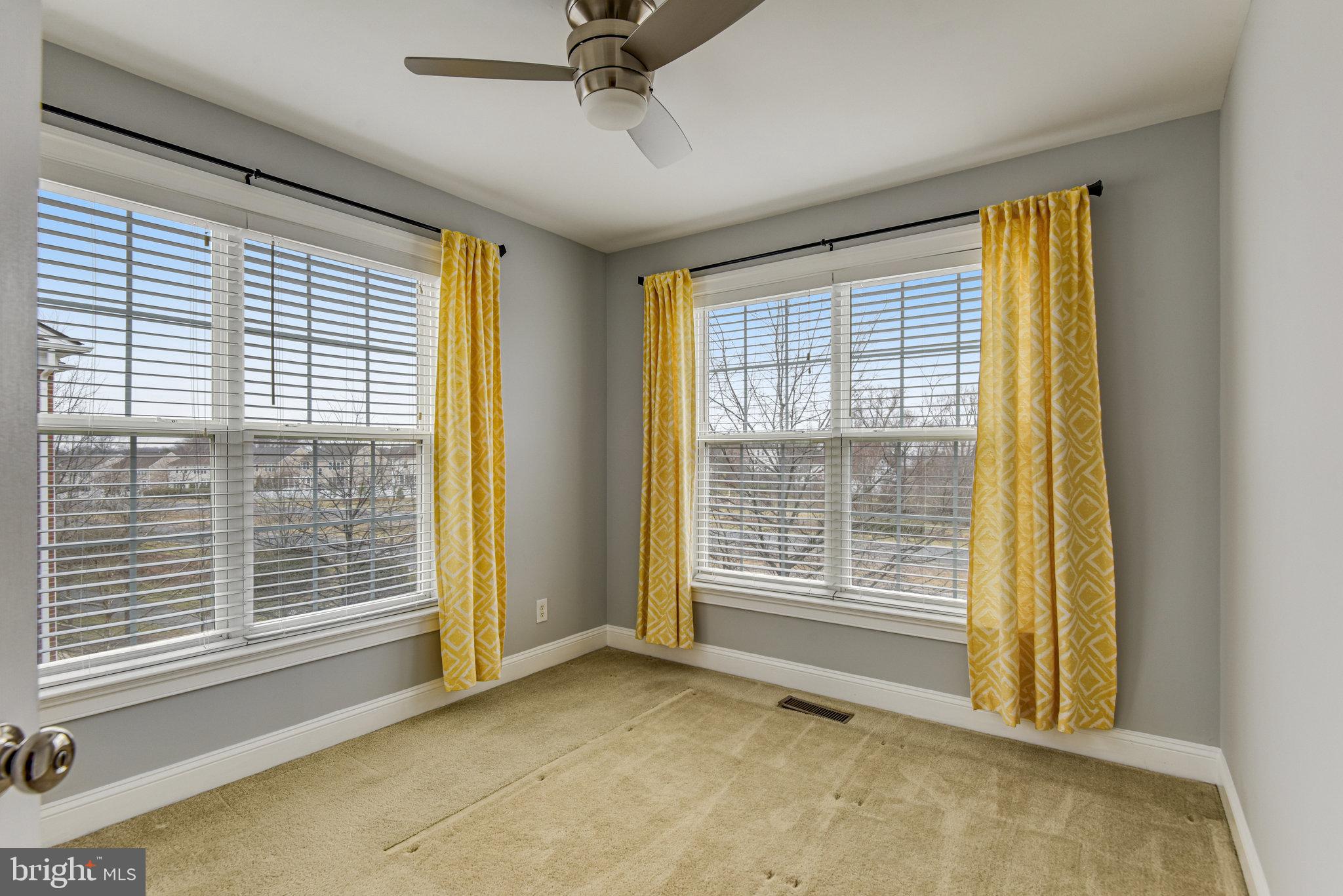 EAST GATE - Residential