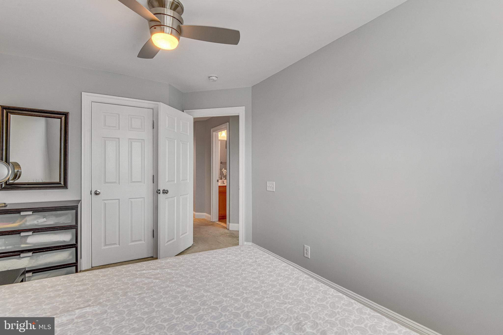 EAST GATE - Residential