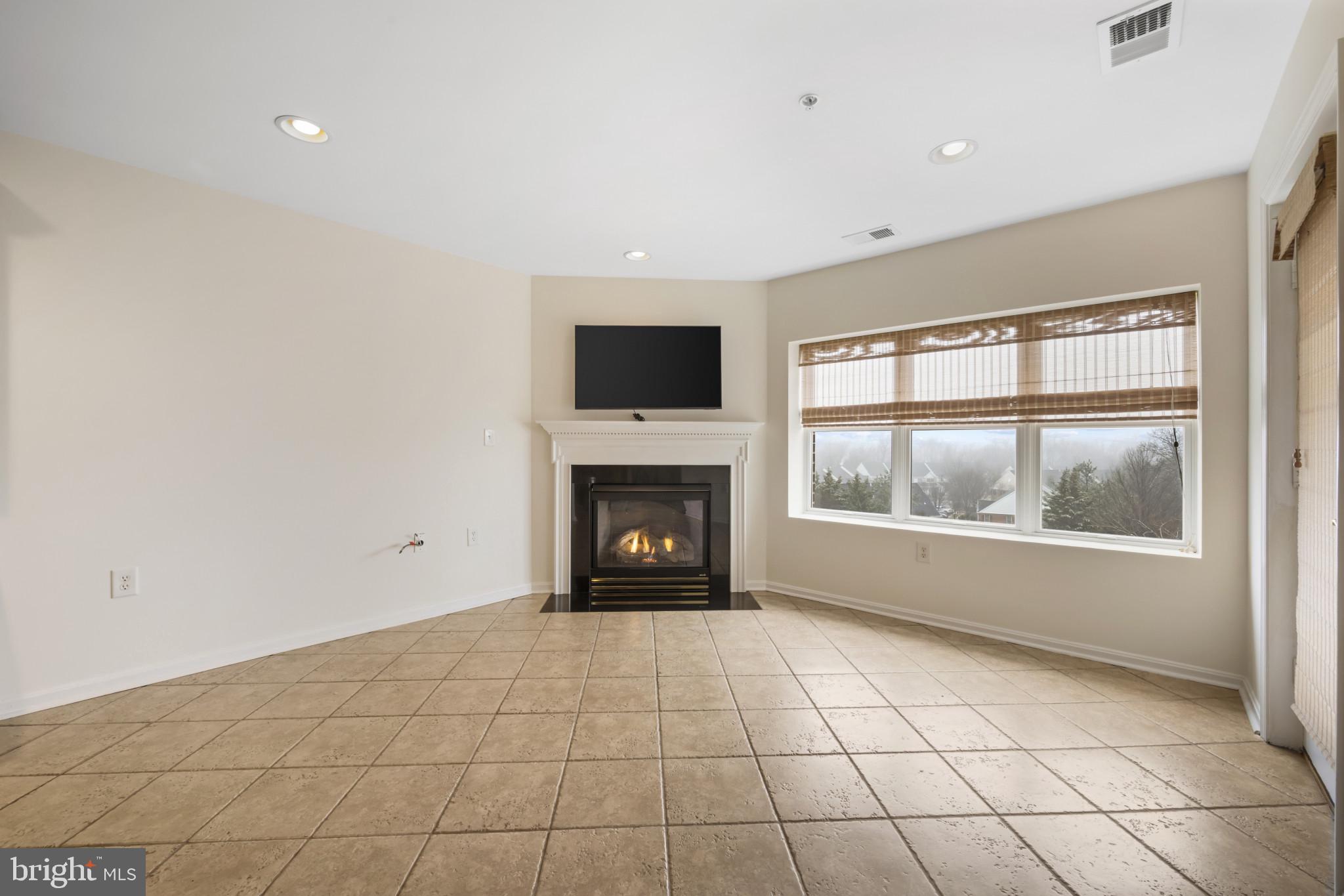 MAYS CHAPEL NORTH - Residential