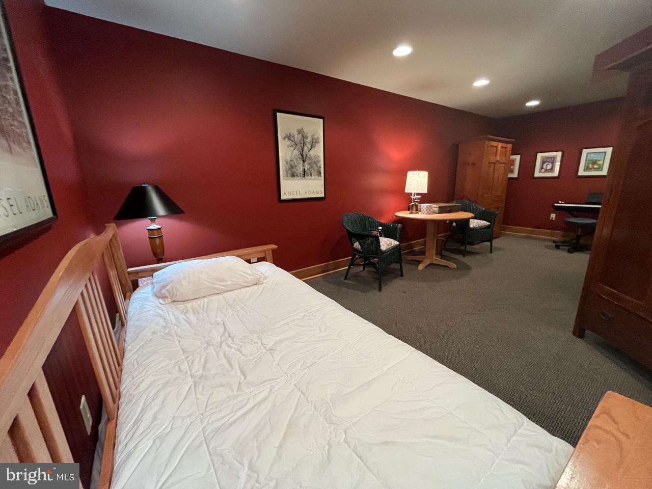DEEP CREEK LAKE - Residential