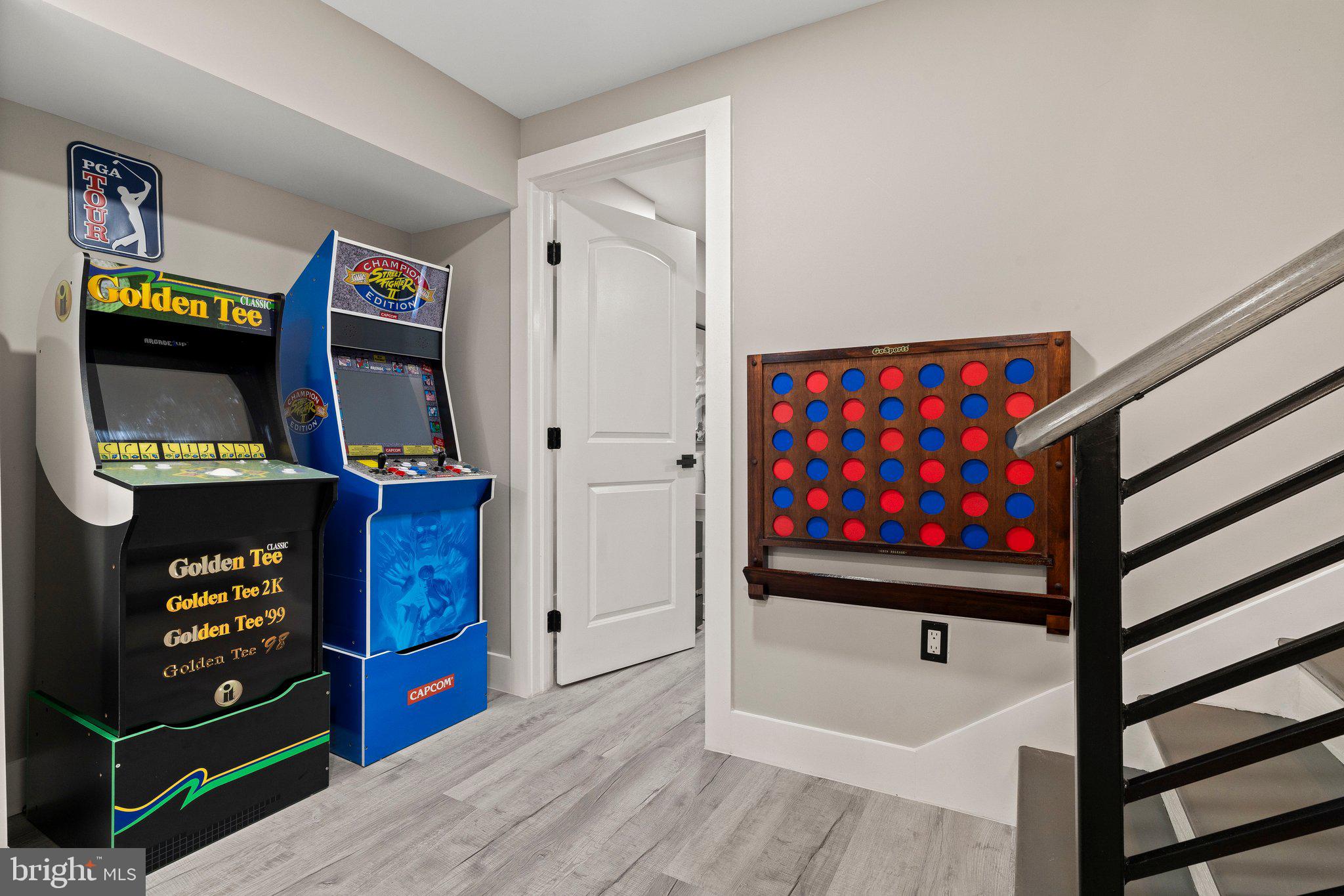 KENSINGTON - Residential