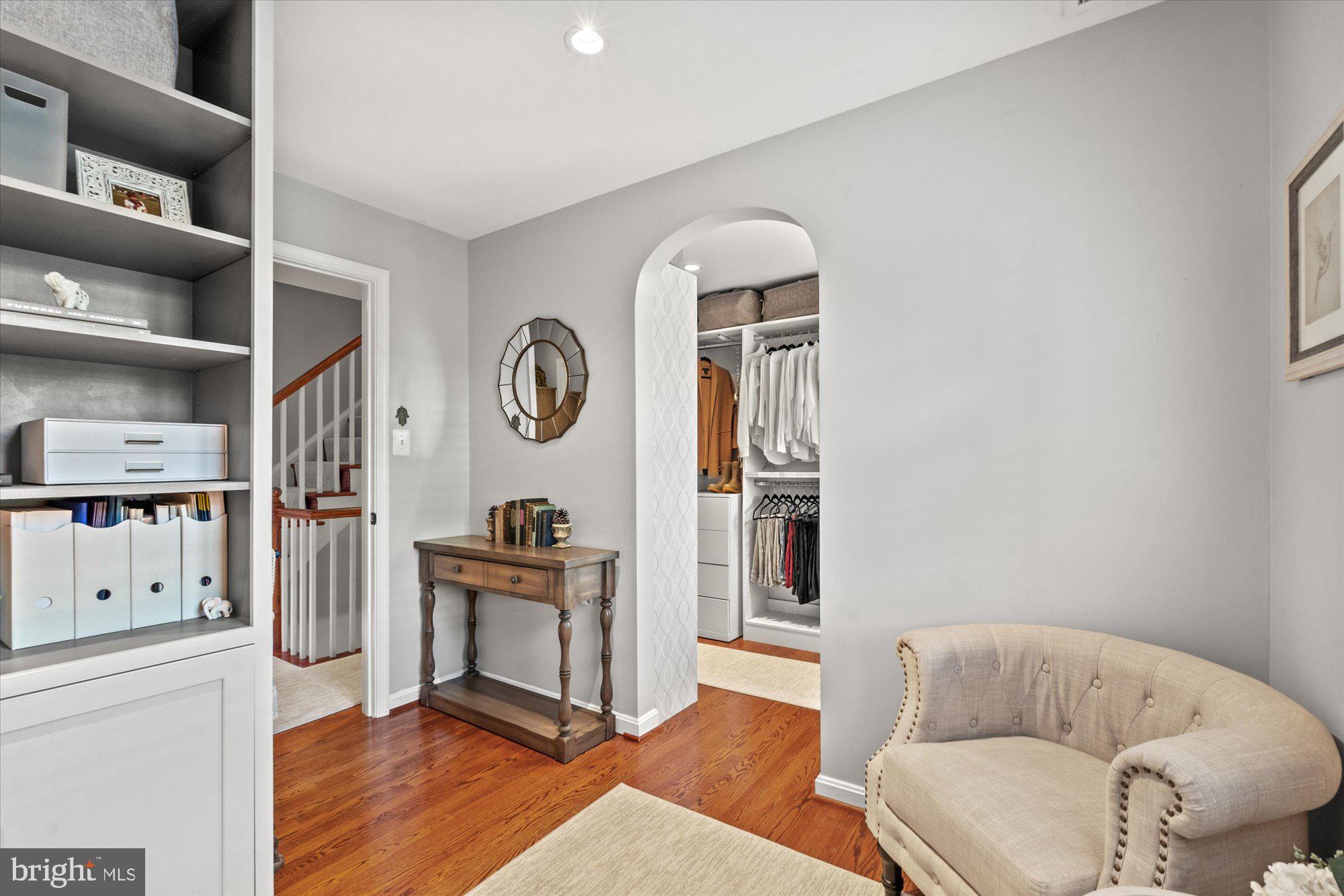 OLD TOWN ALEXANDRIA - Residential