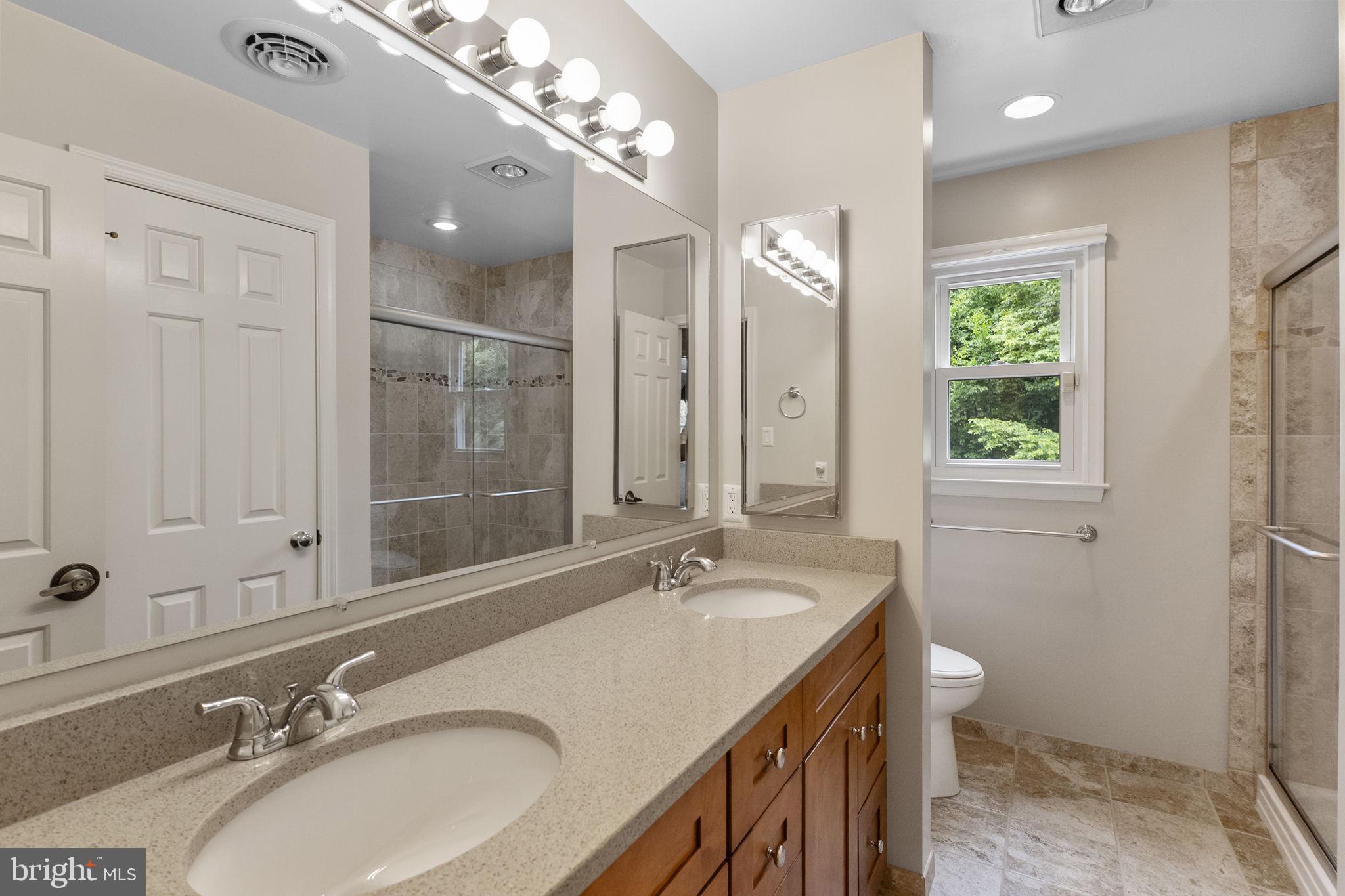 WATERS LANDING - Residential