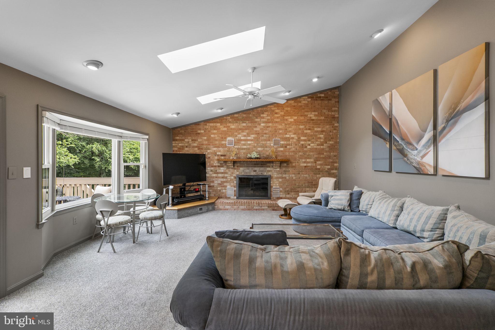 WATERS LANDING - Residential