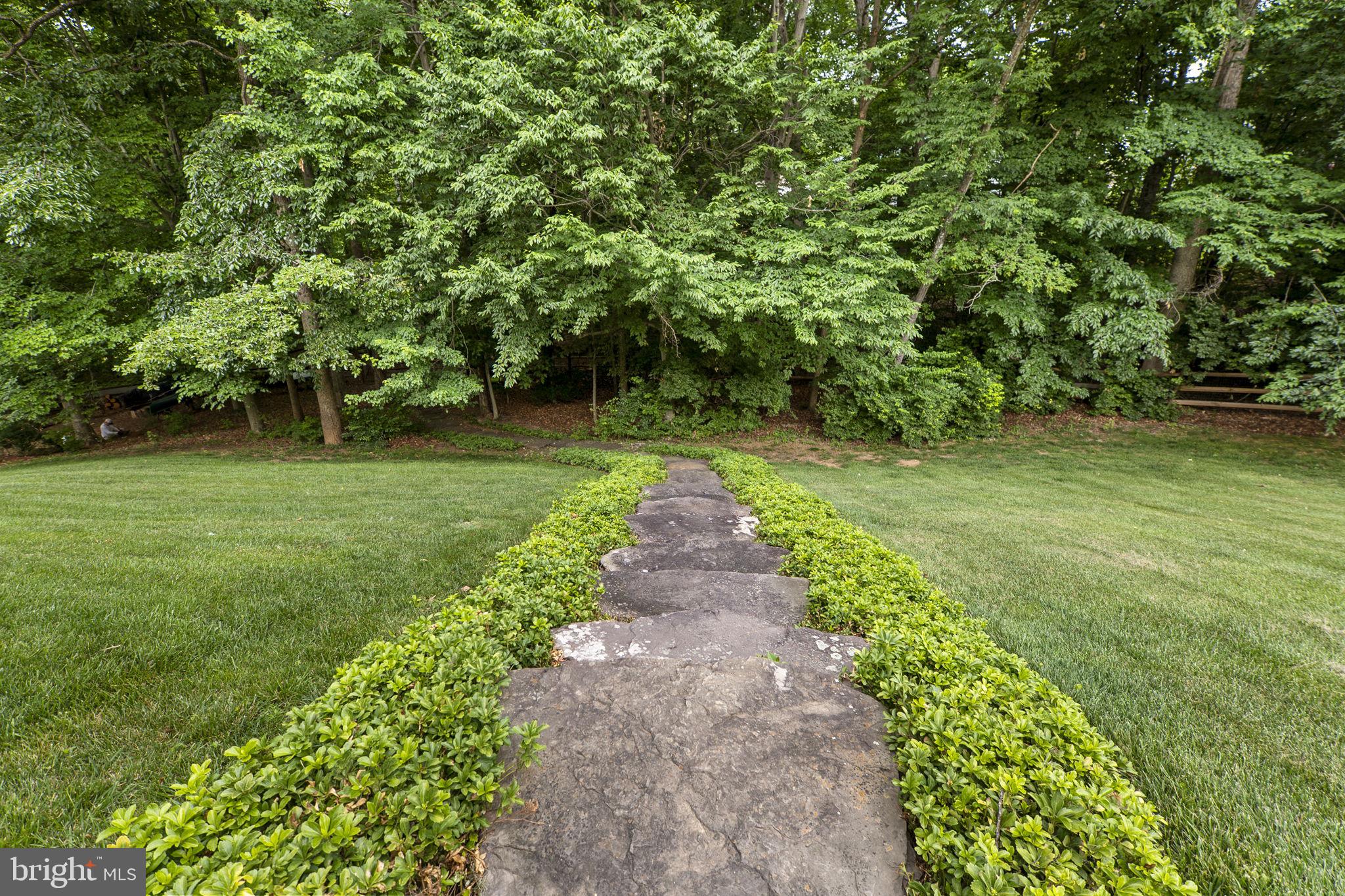 WATERS LANDING - Residential