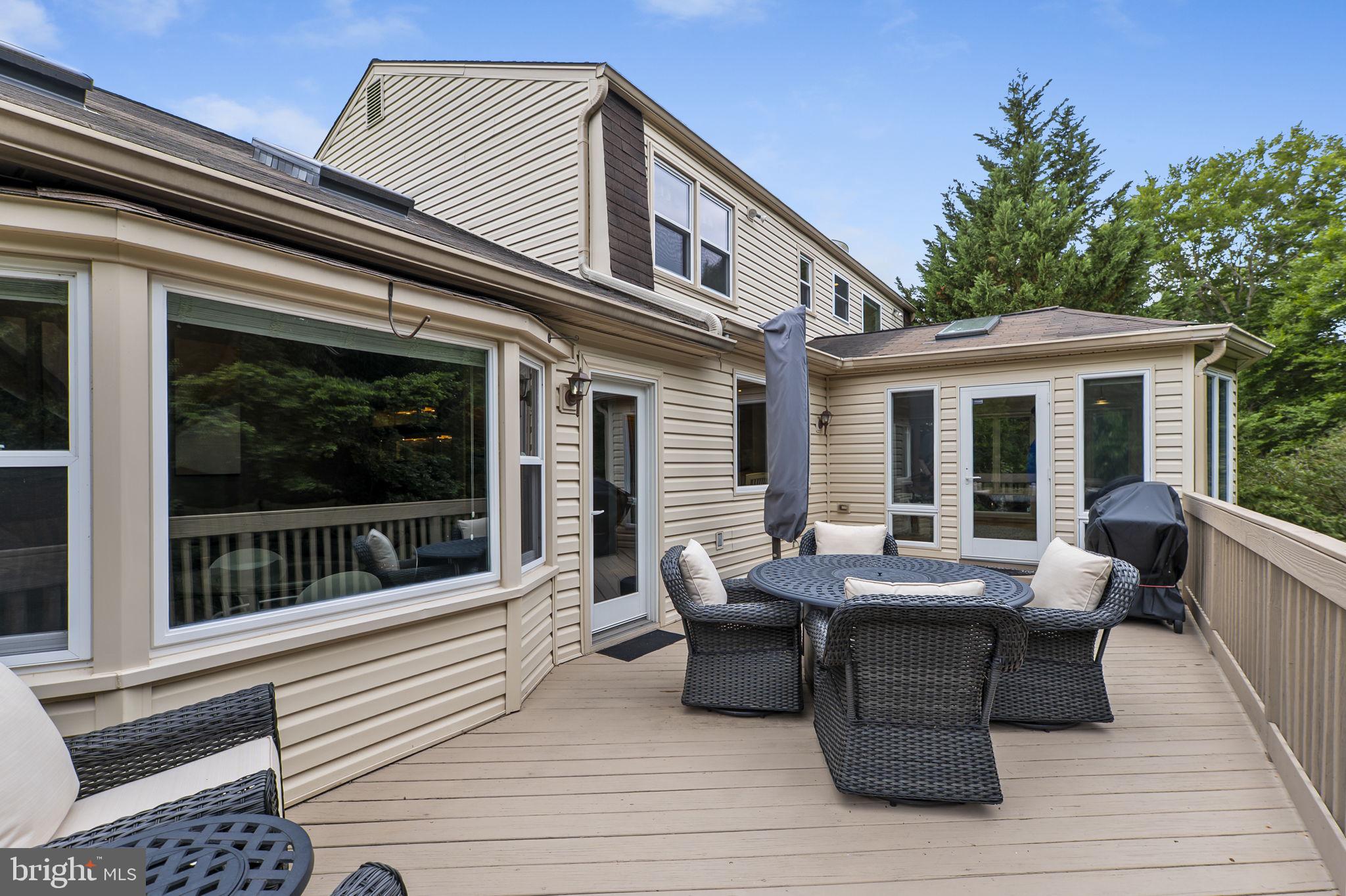 WATERS LANDING - Residential