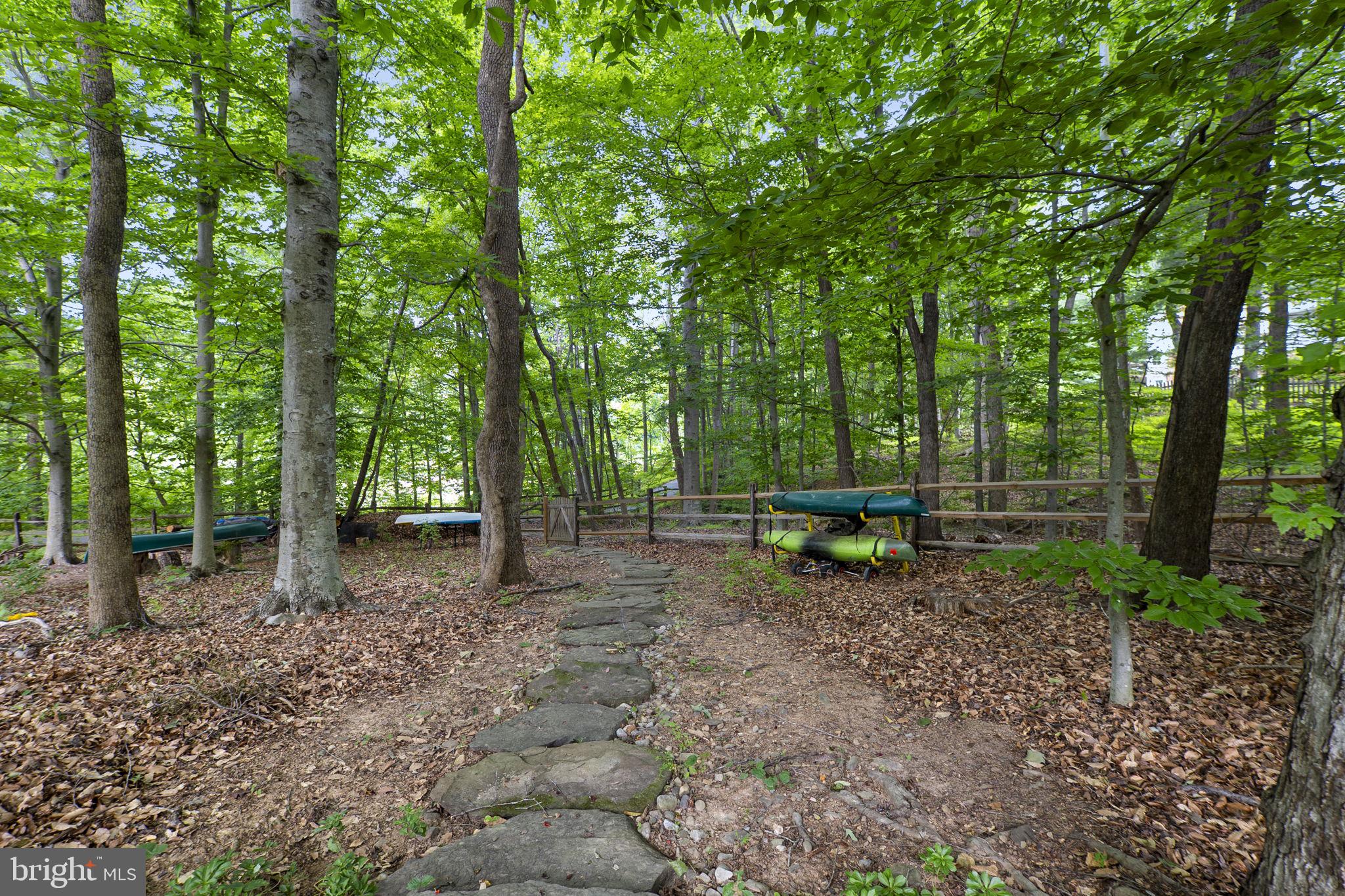 WATERS LANDING - Residential