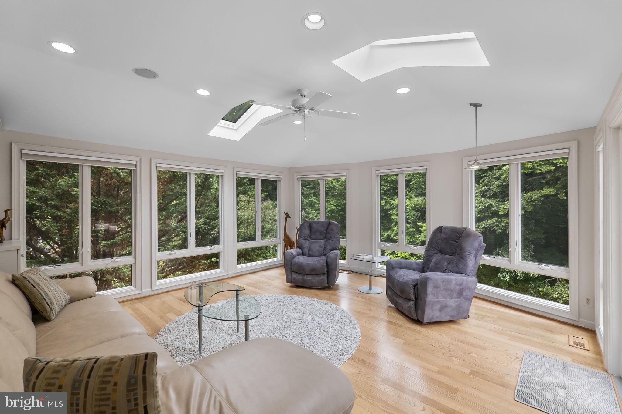 WATERS LANDING - Residential