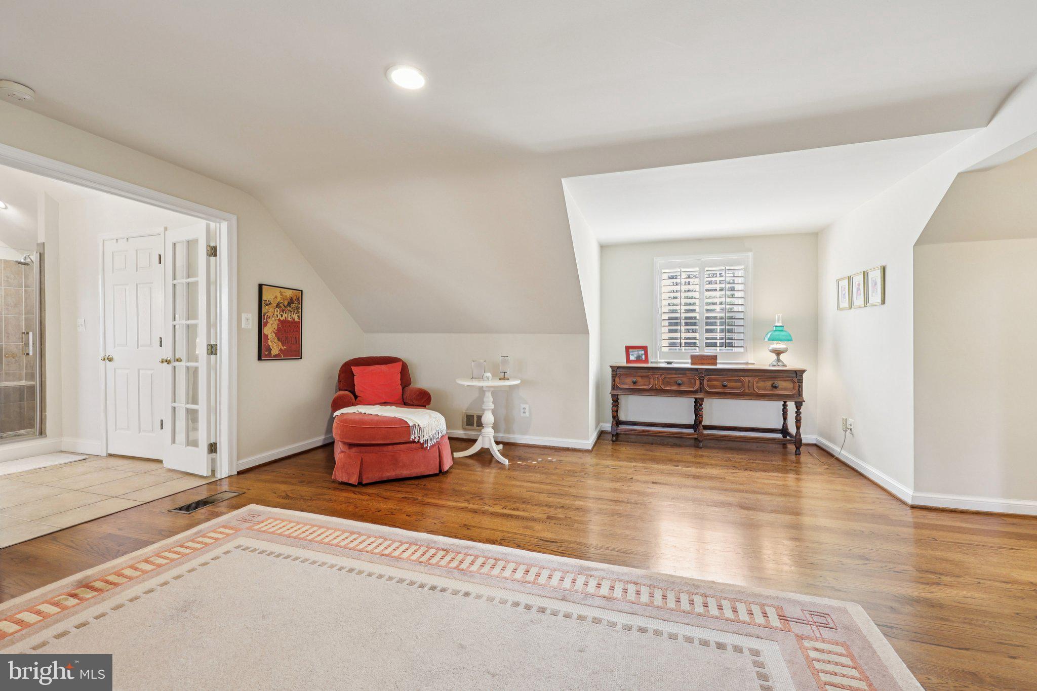 KENWOOD PARK - Residential