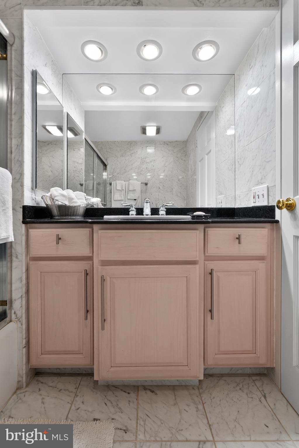 WASHINGTON SQ WEST - Residential
