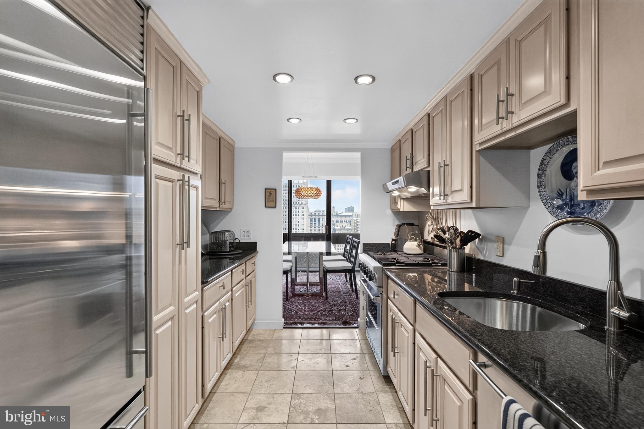 WASHINGTON SQ WEST - Residential