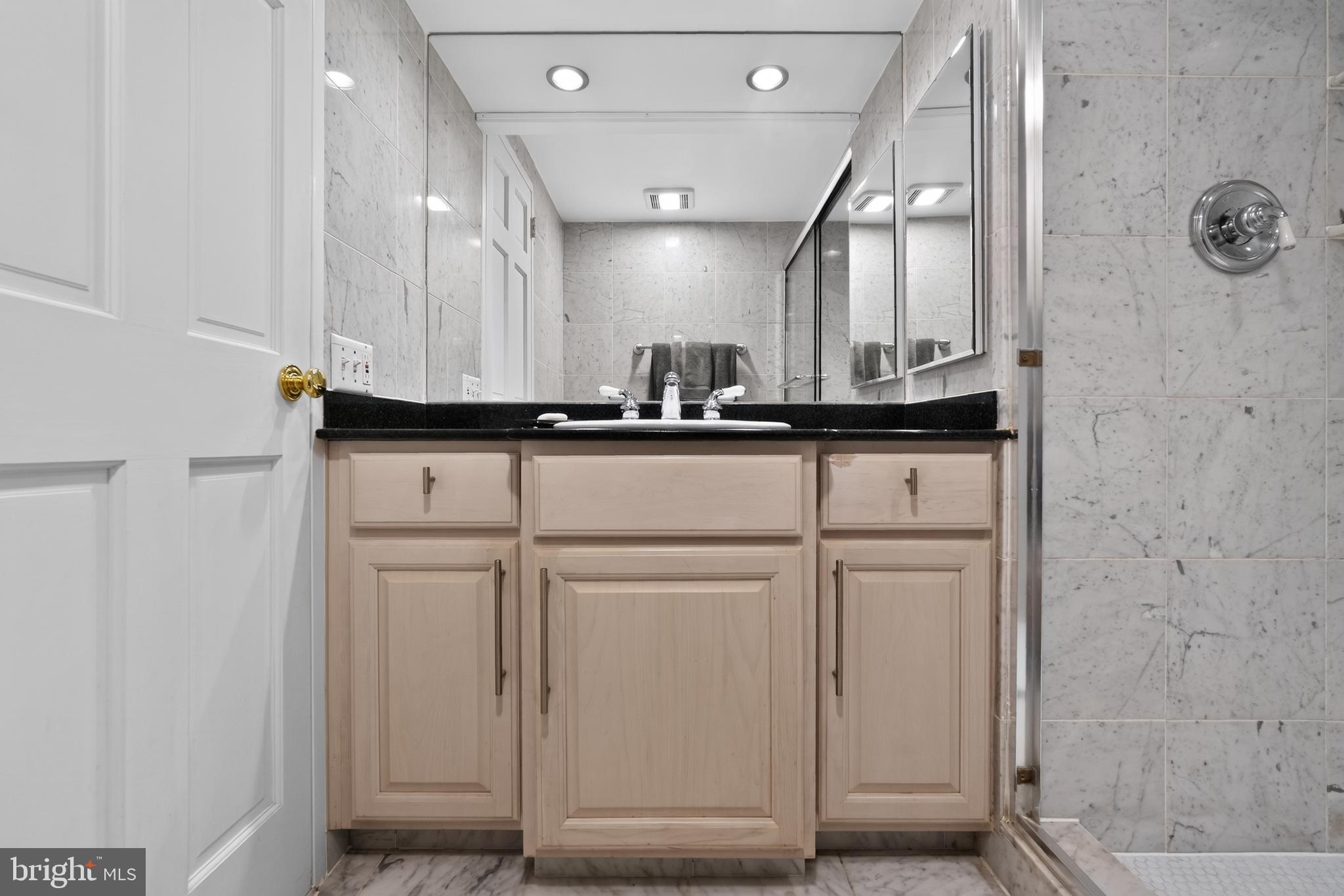 WASHINGTON SQ WEST - Residential