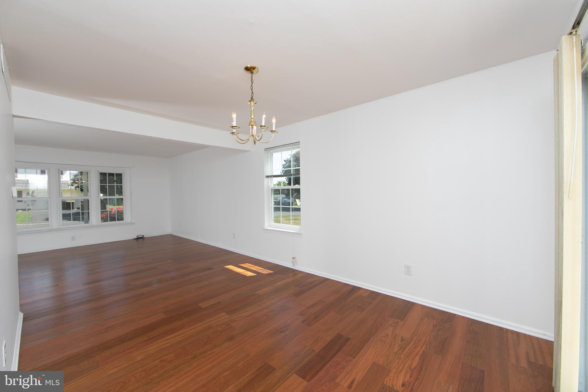 SPRINGDALE - Residential
