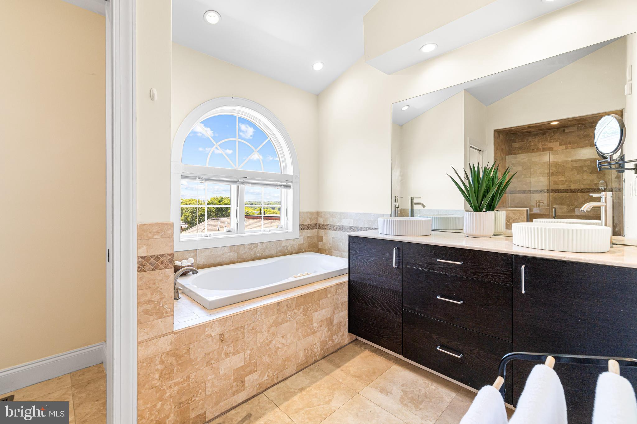 MANAYUNK - Residential