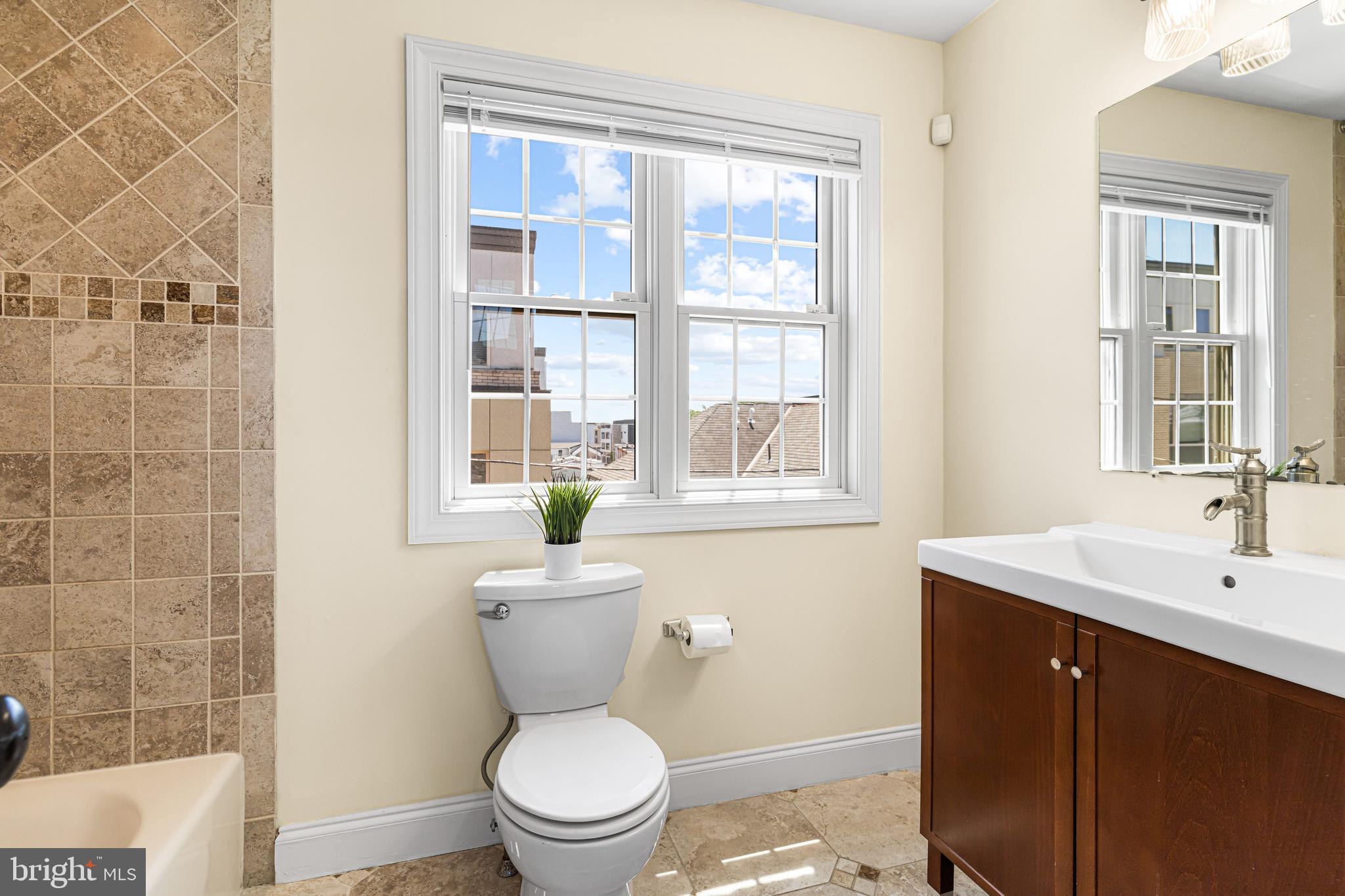 MANAYUNK - Residential