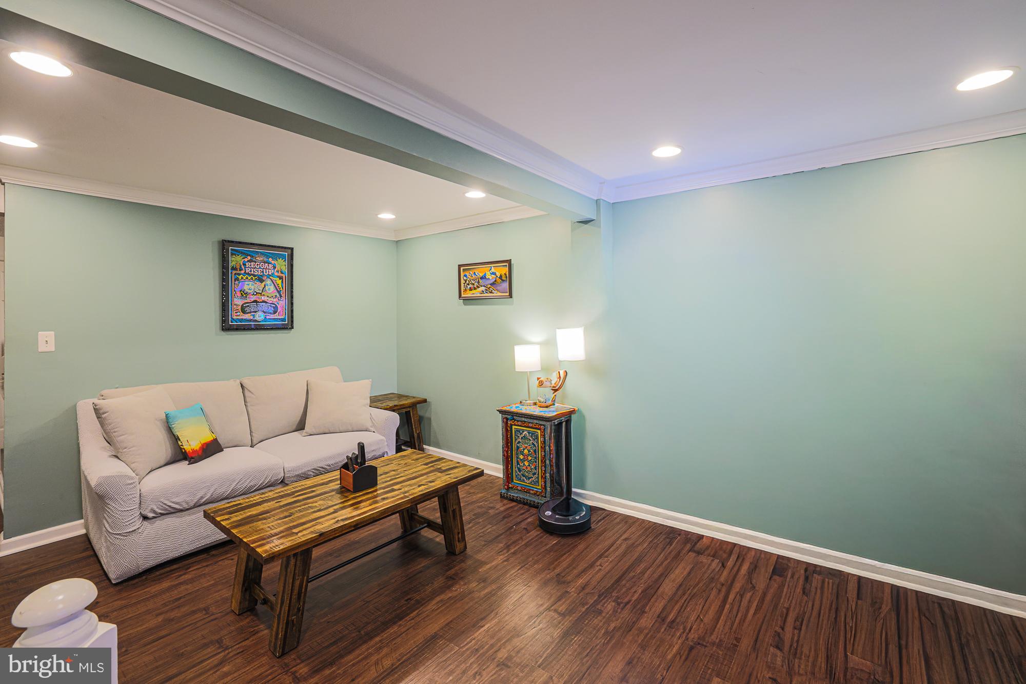 CHESTNUT HILL COVE - Residential