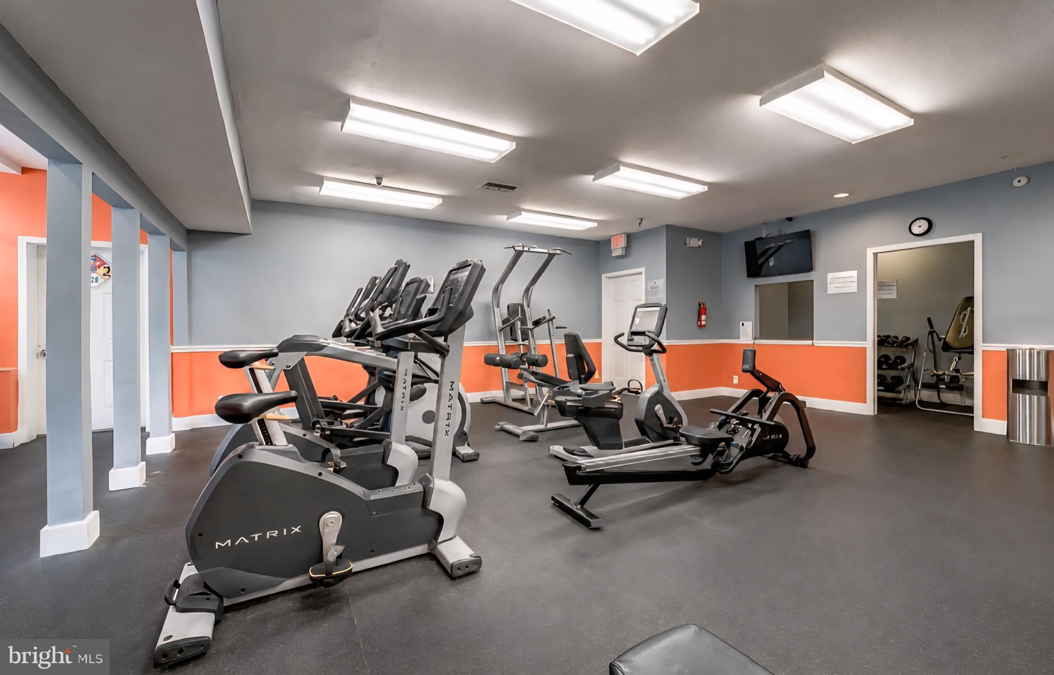 POINTE AT PARK CENTER - Residential