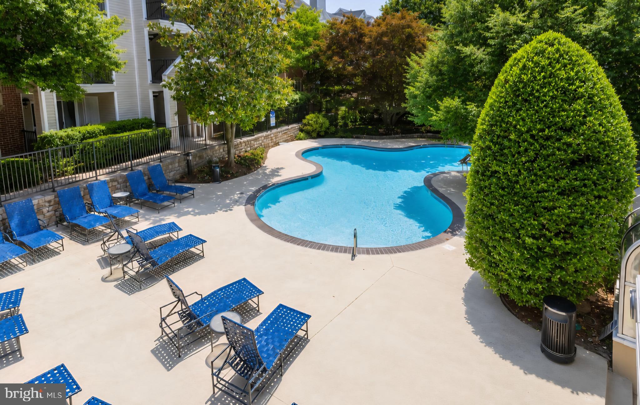 POINTE AT PARK CENTER - Residential
