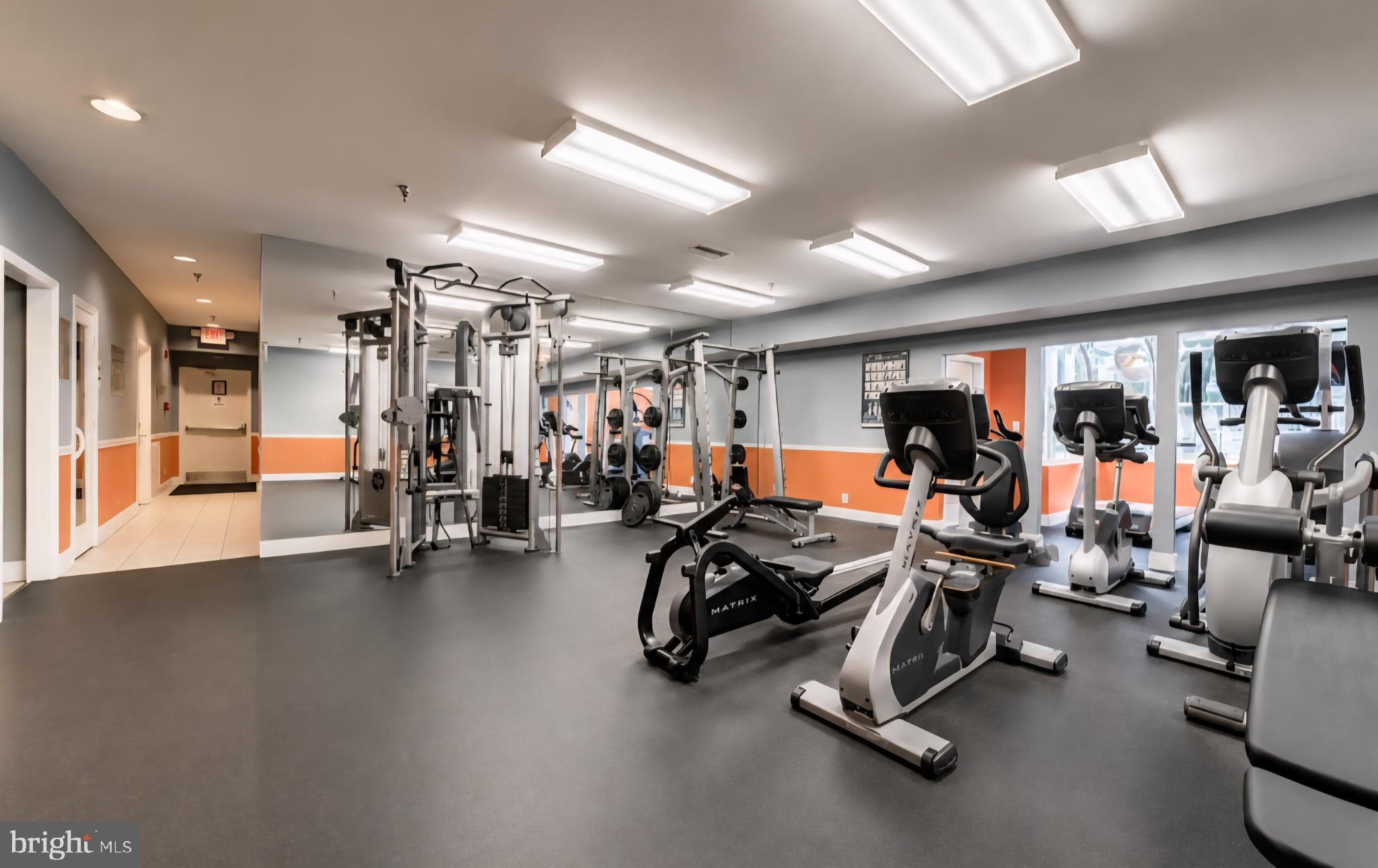 POINTE AT PARK CENTER - Residential