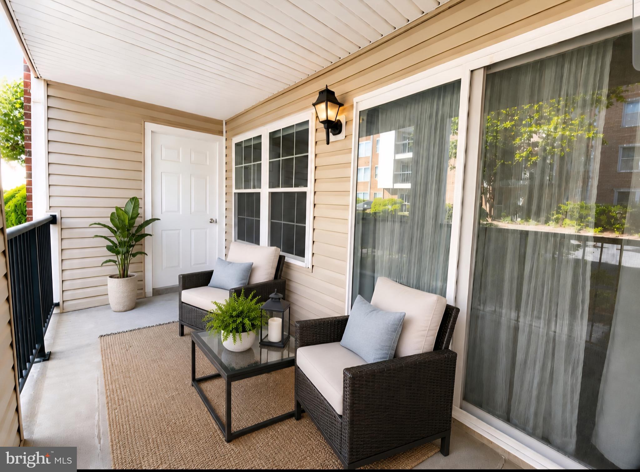 POINTE AT PARK CENTER - Residential
