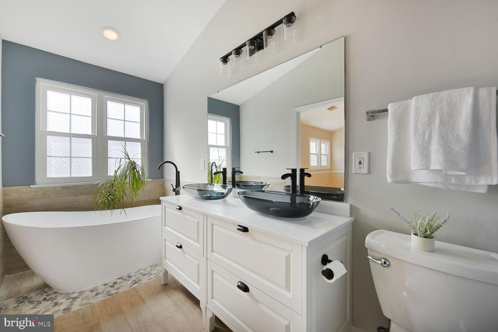 COMPTON VILLAGE - Residential Lease