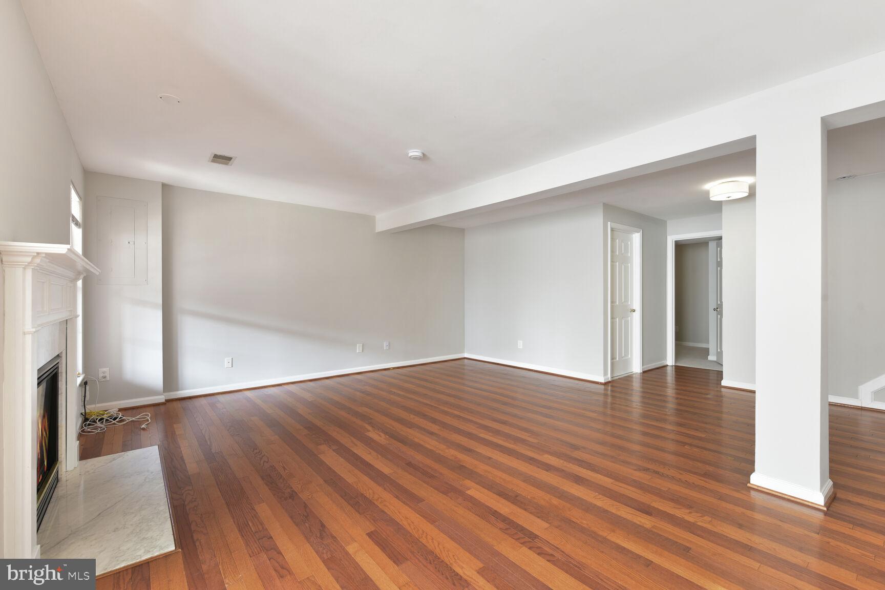 COMPTON VILLAGE - Residential Lease
