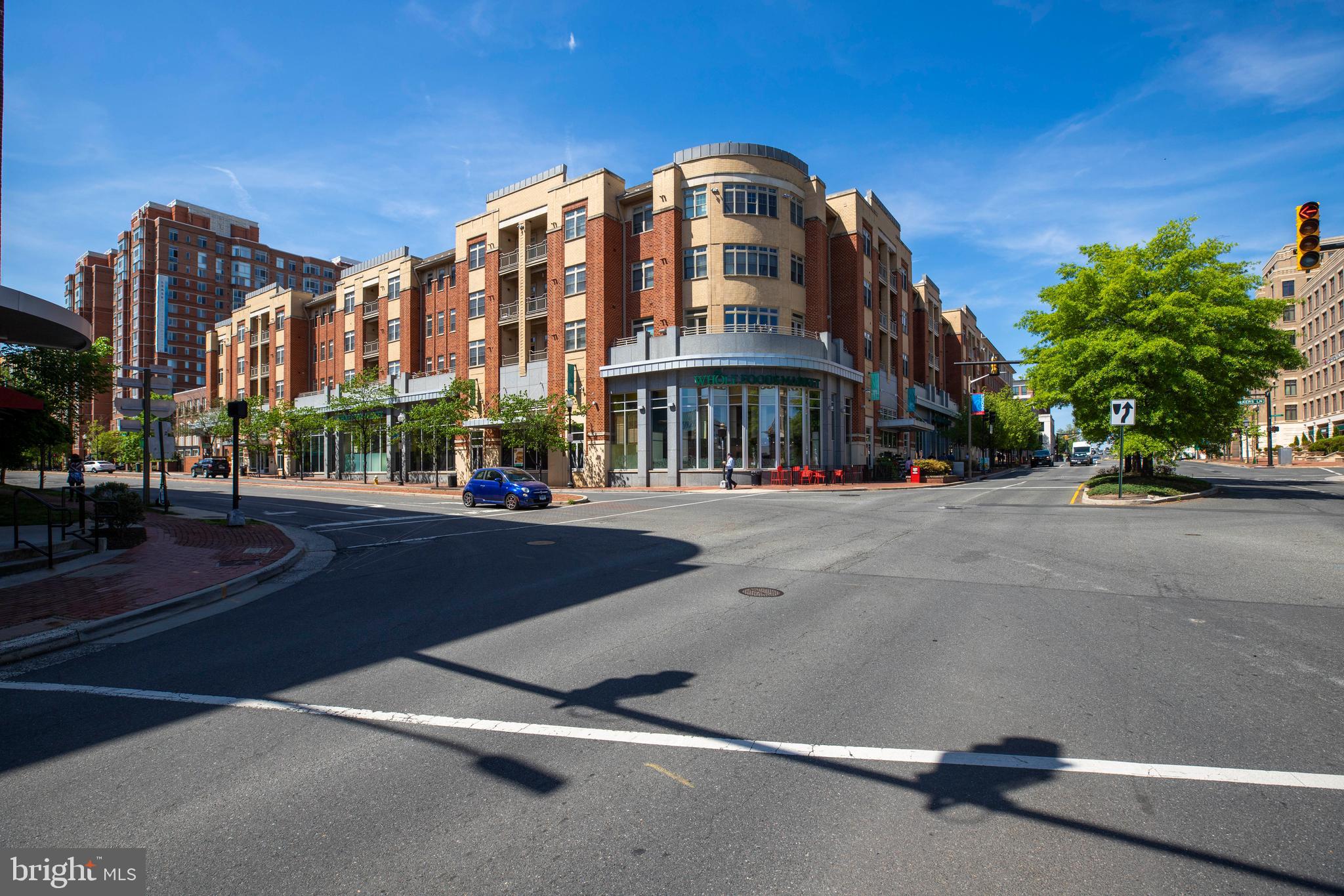 THE ROYALTON - Residential Lease