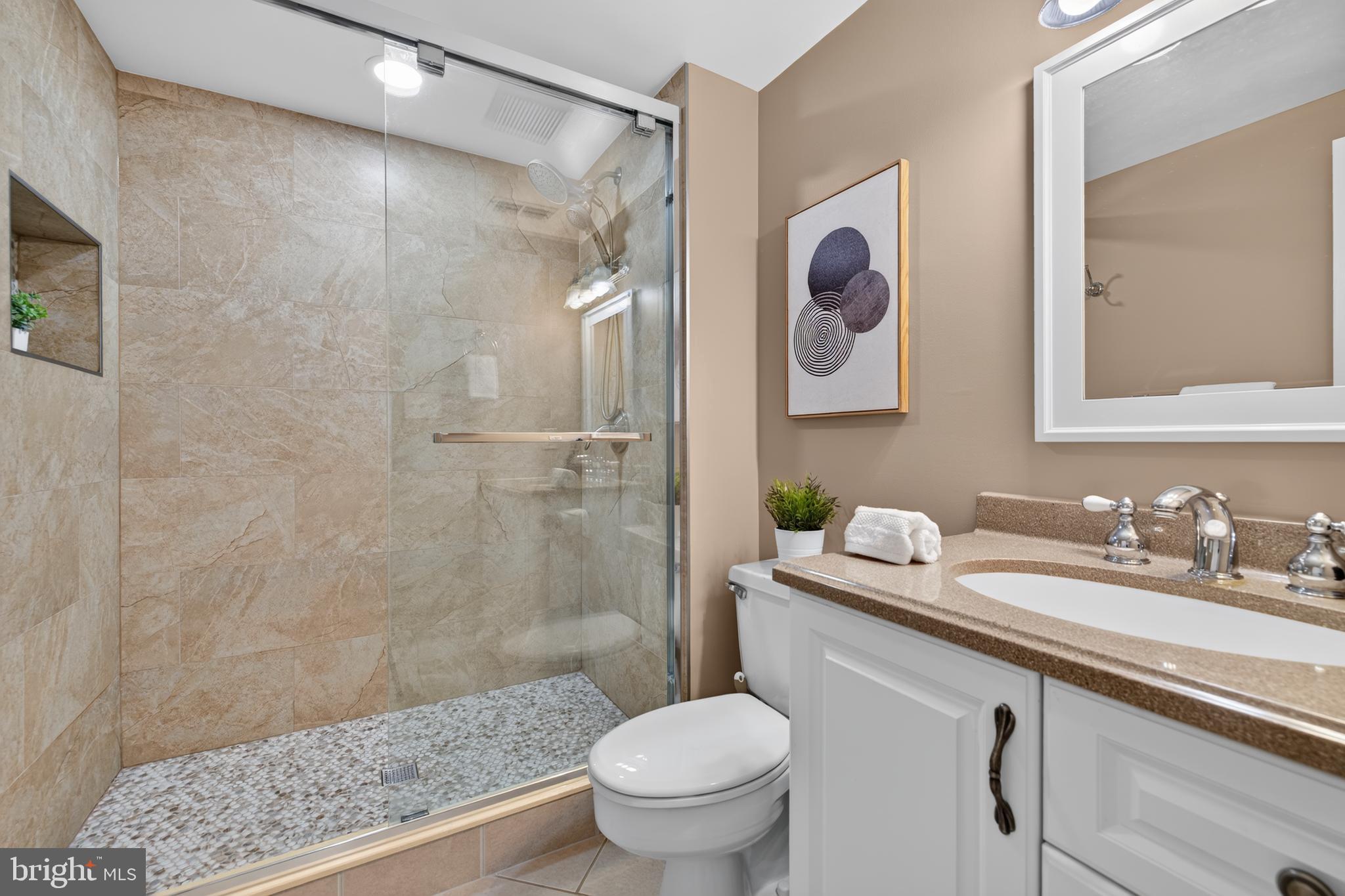 GLENORA HILLS - Residential