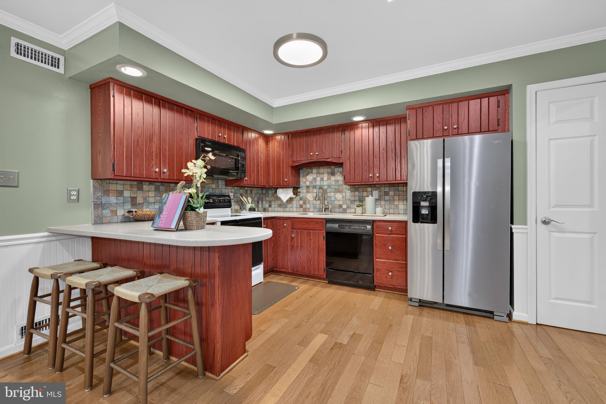 GLENORA HILLS - Residential