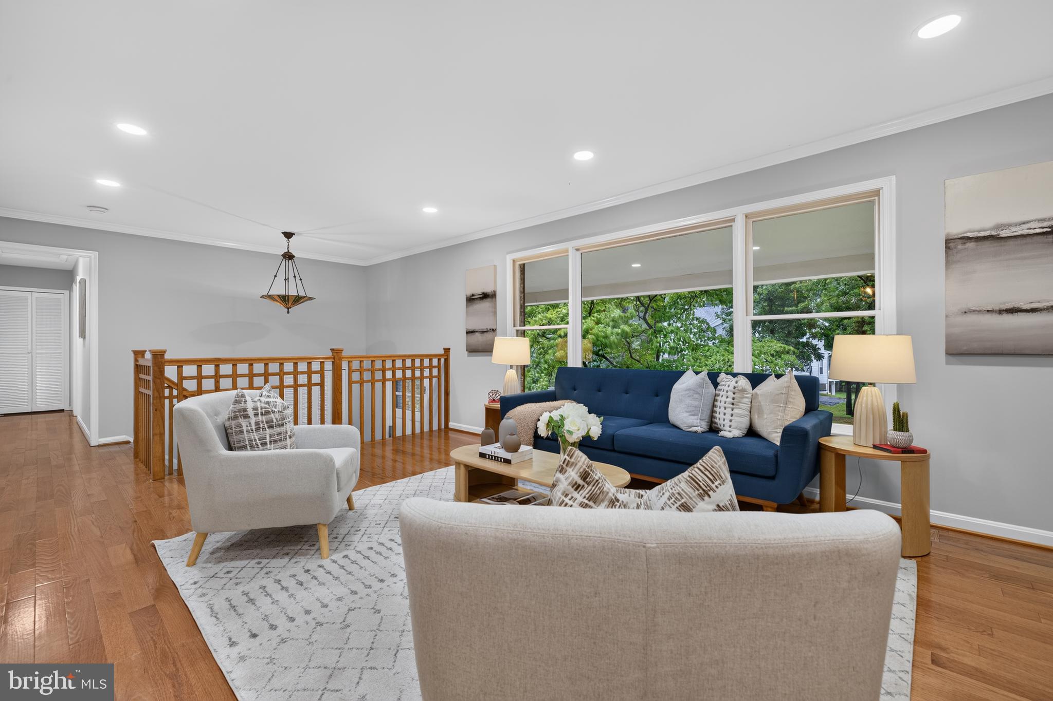 GLENORA HILLS - Residential